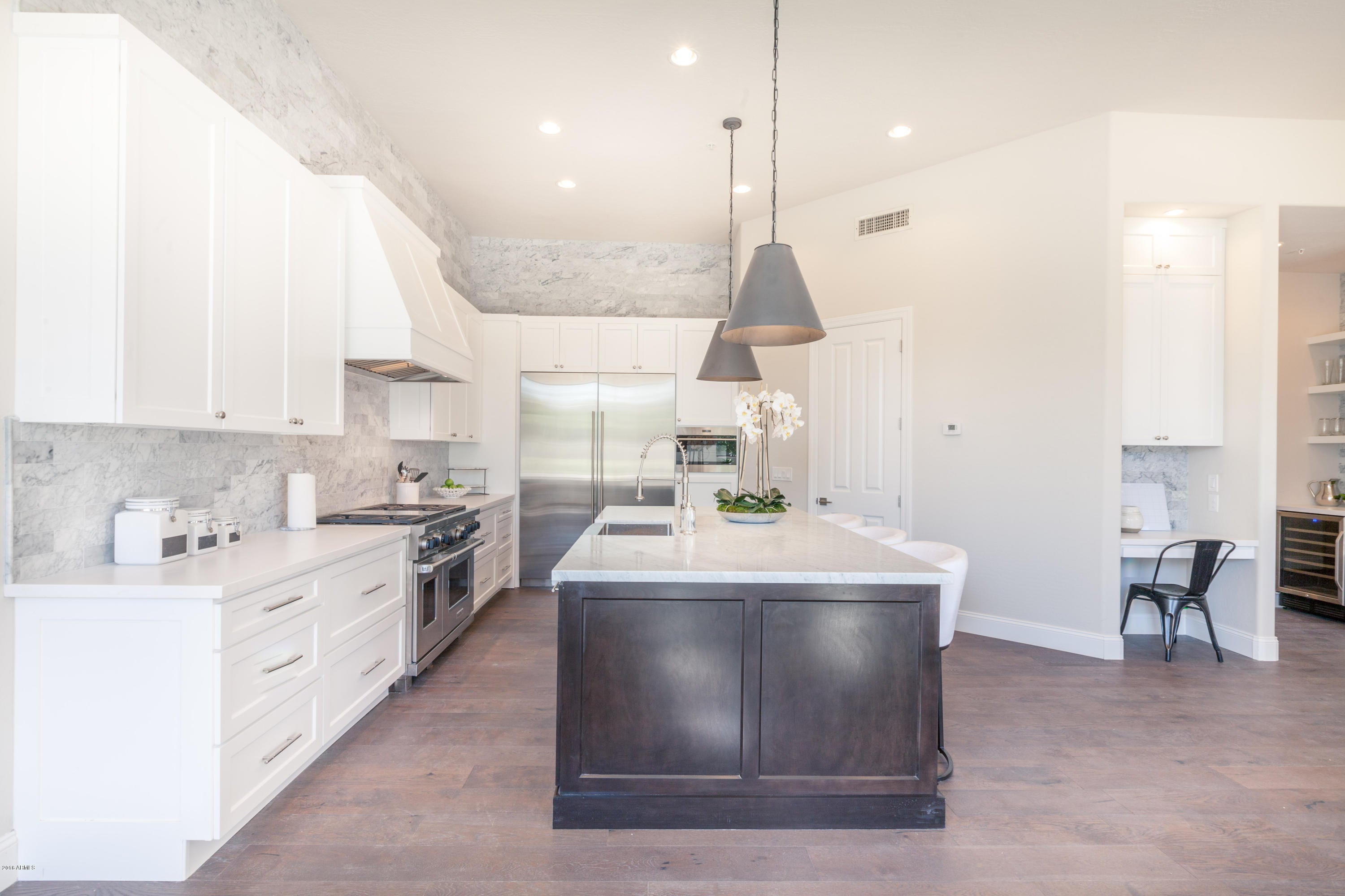 LINCOLN PLACE - Residential