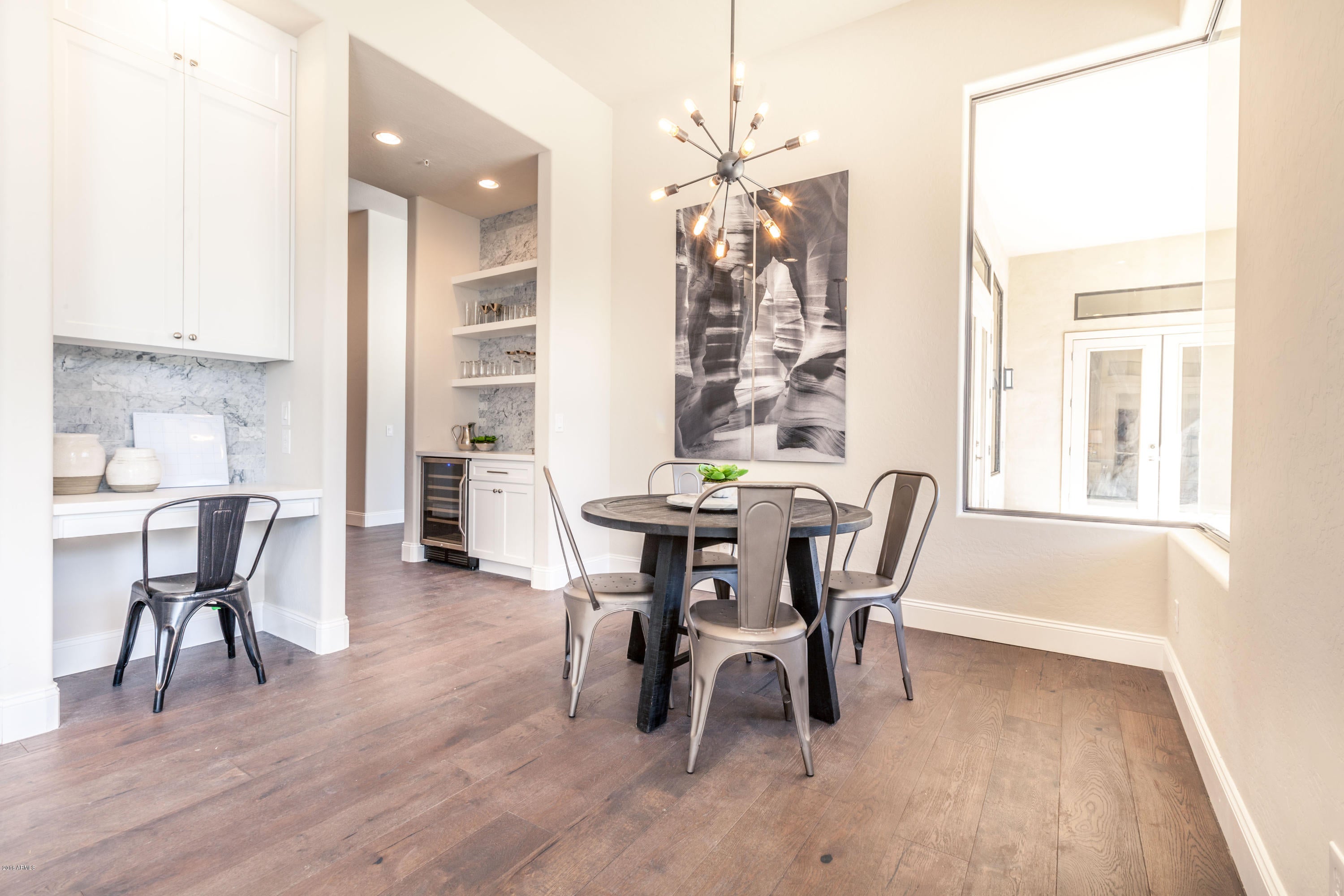 LINCOLN PLACE - Residential