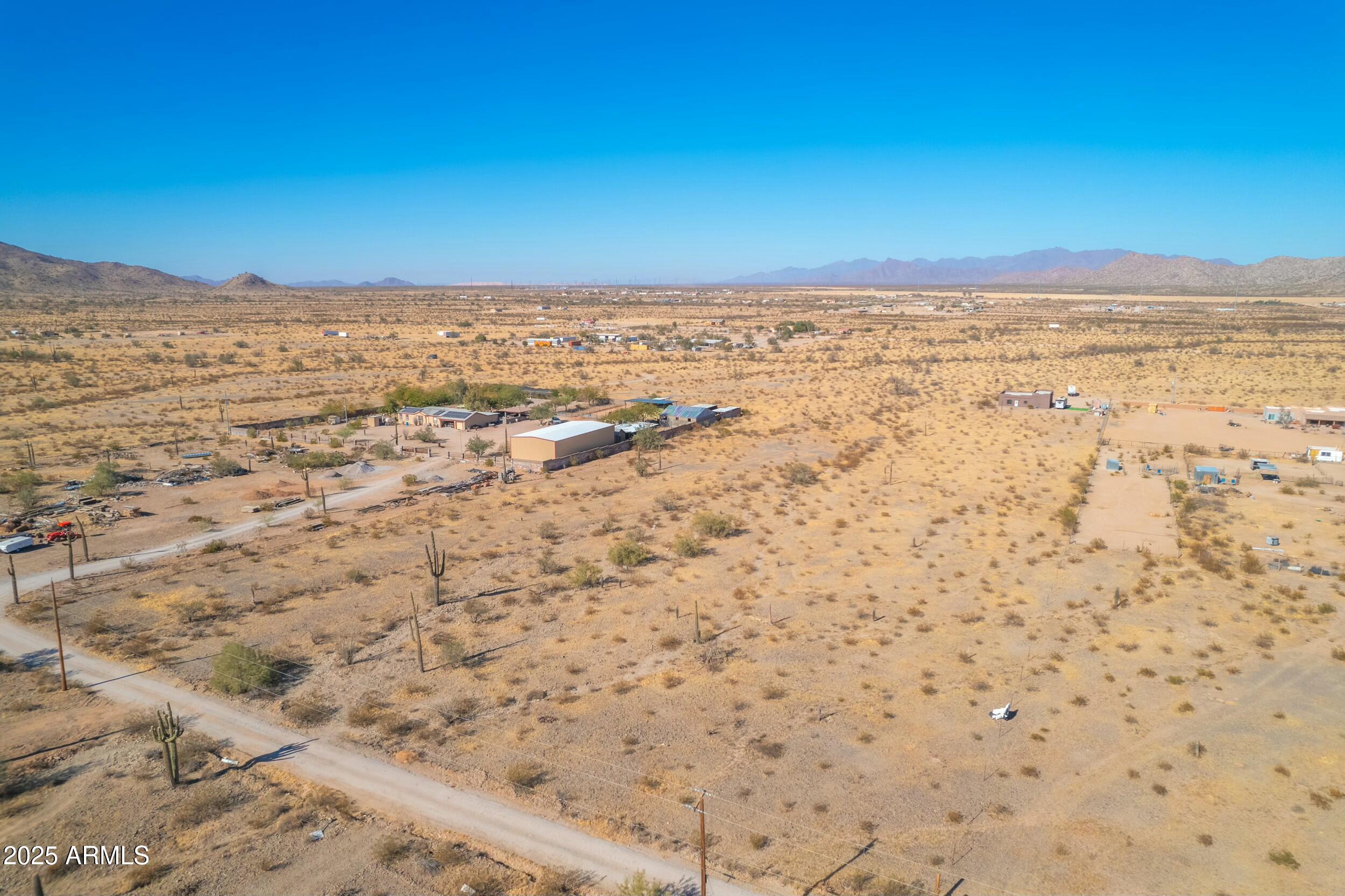 COMM @ S COR OF SEC 20-5S-2E TH N 659.7' TH E 331. - Land