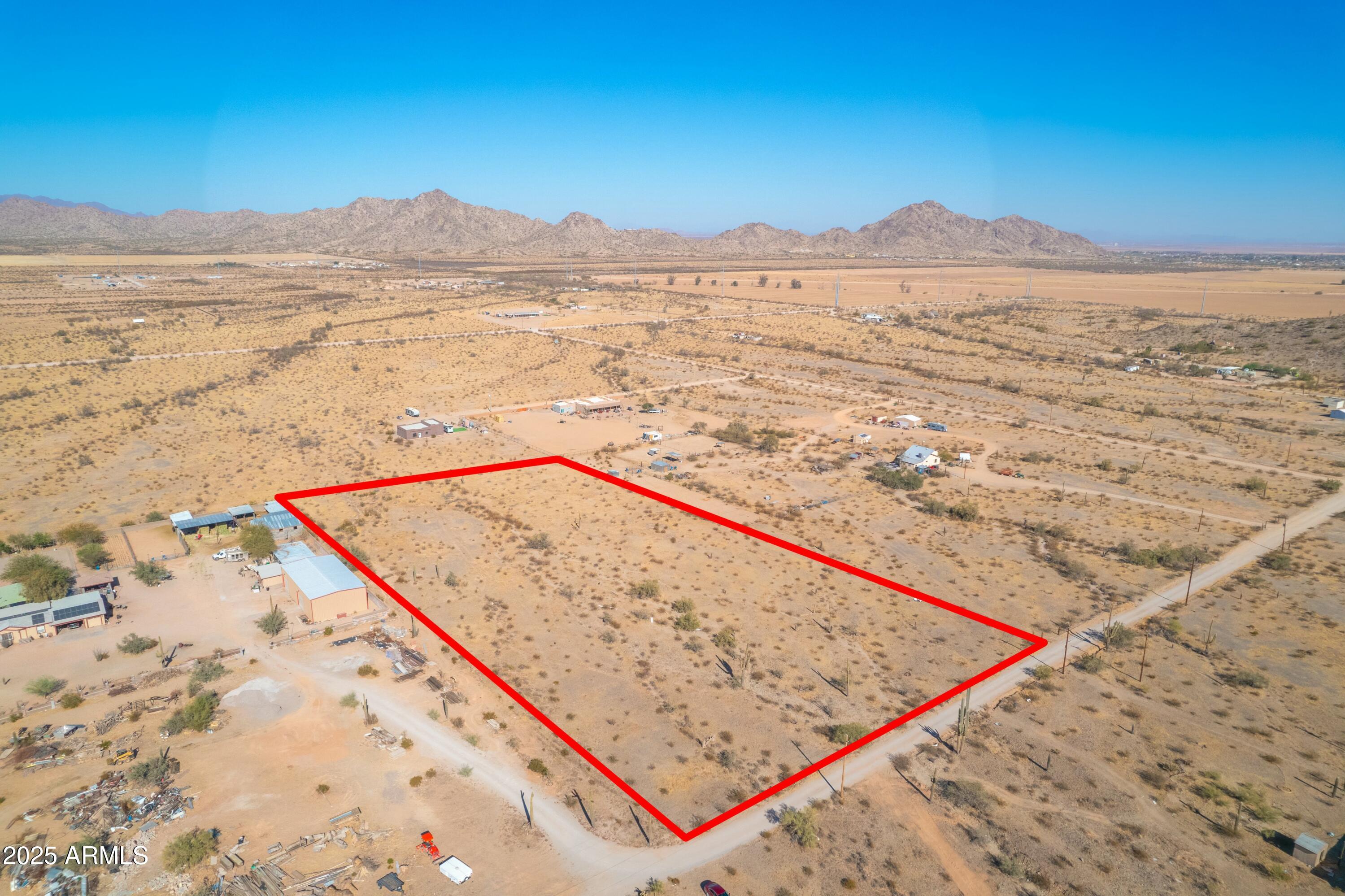 COMM @ S COR OF SEC 20-5S-2E TH N 659.7' TH E 331. - Land