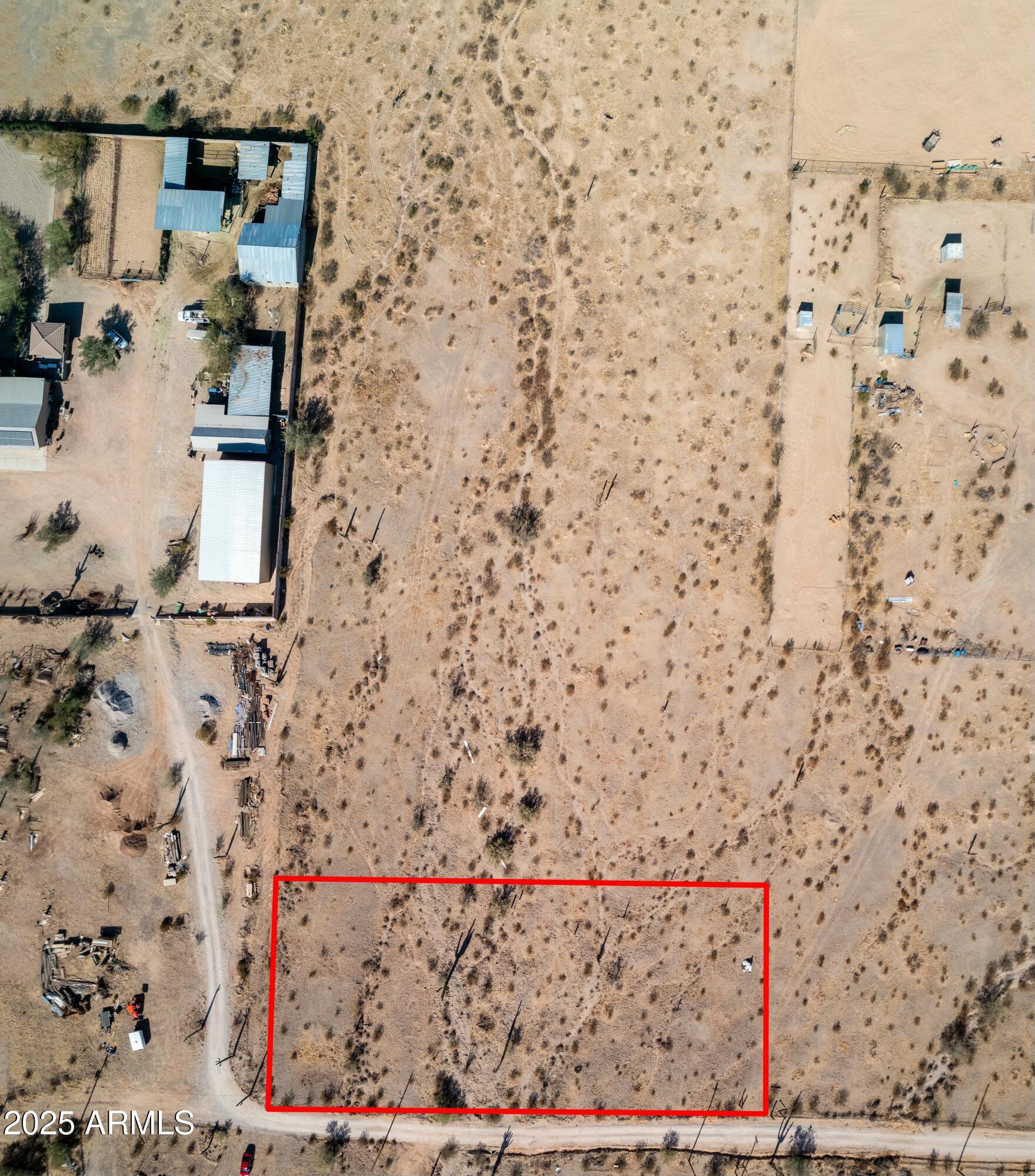 COMM @ S COR OF SEC 20-5S-2E TH N 659.7' TH E 331. - Land