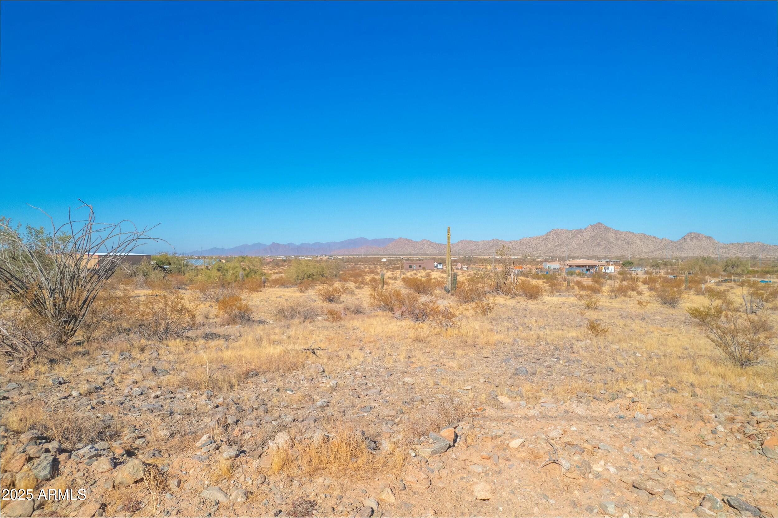 COMM @ S COR OF SEC 20-5S-2E TH N 659.7' TH E 331. - Land