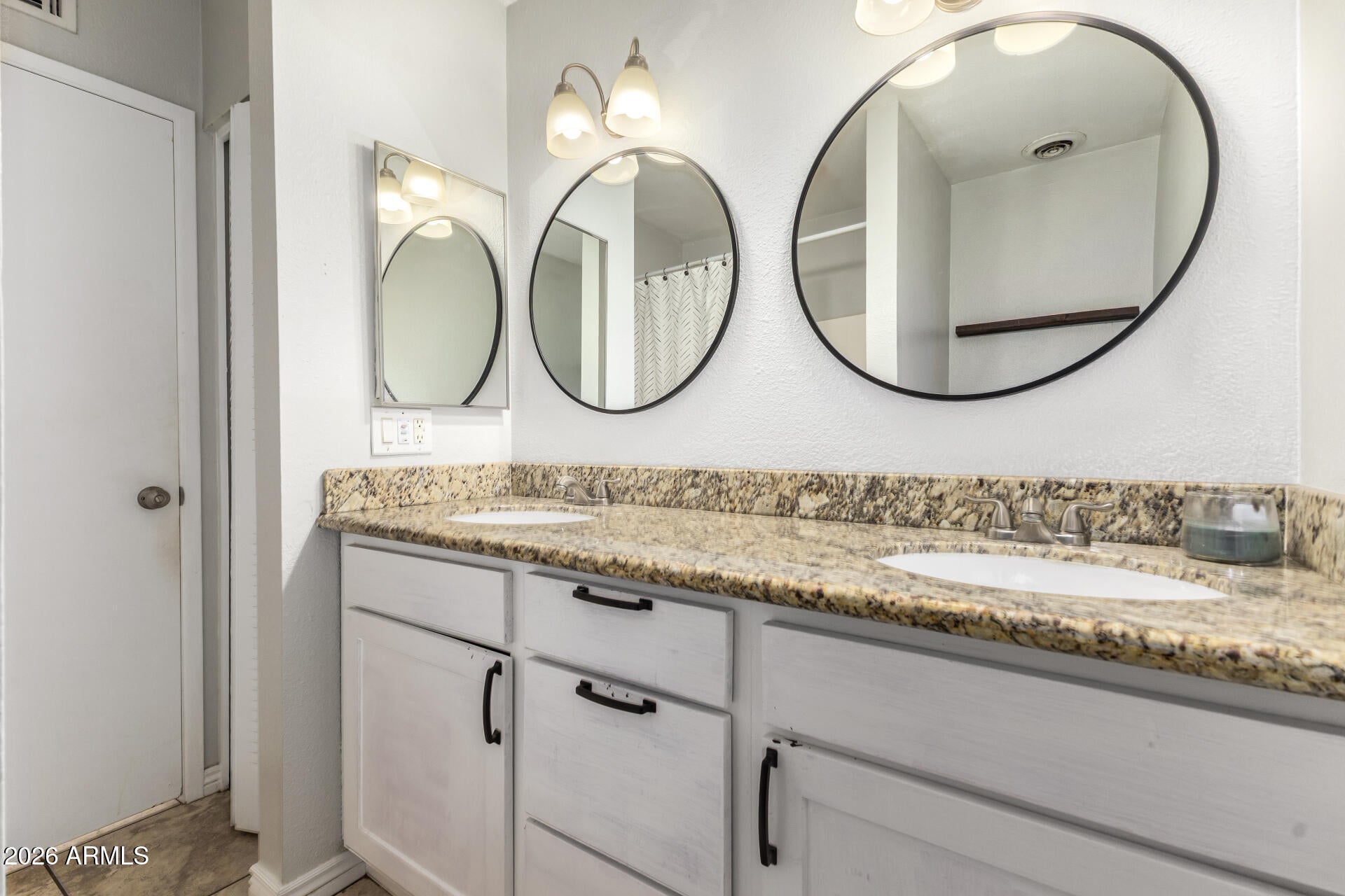 CONTINENTAL MEADOWS NORTH UNIT 5 - Residential