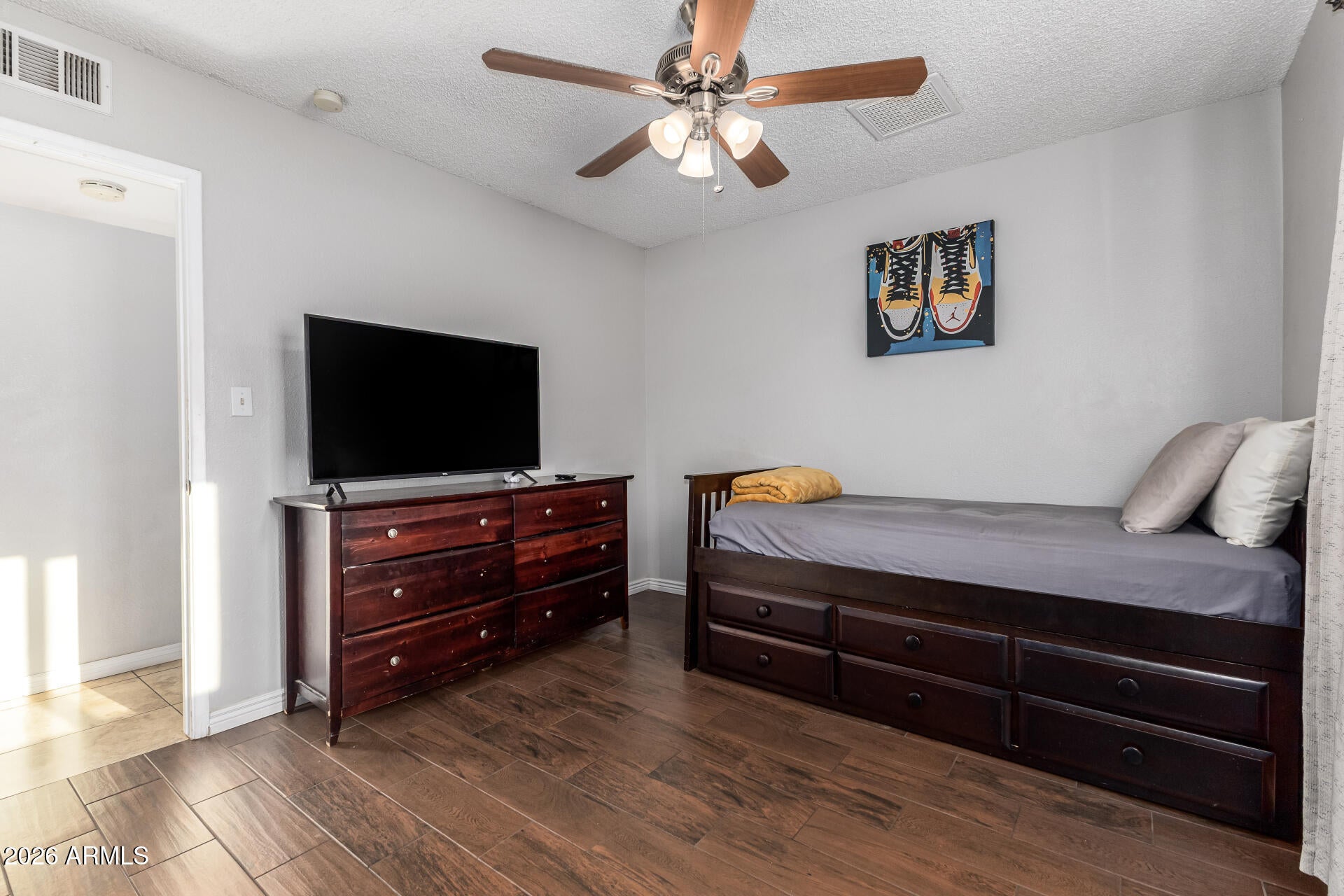 CONTINENTAL MEADOWS NORTH UNIT 5 - Residential
