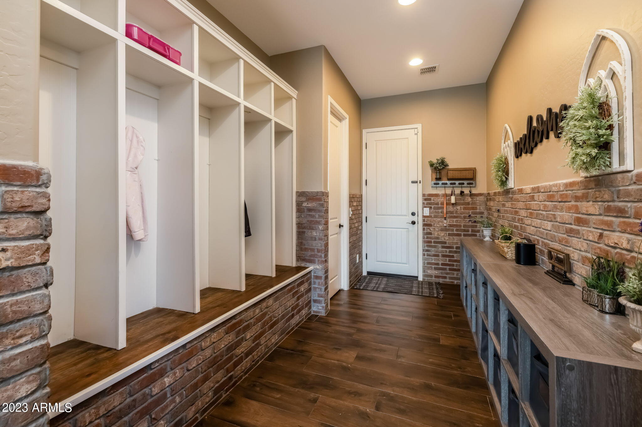 EASTMARK DU-7 SOUTH PARCEL 7-5 - Residential