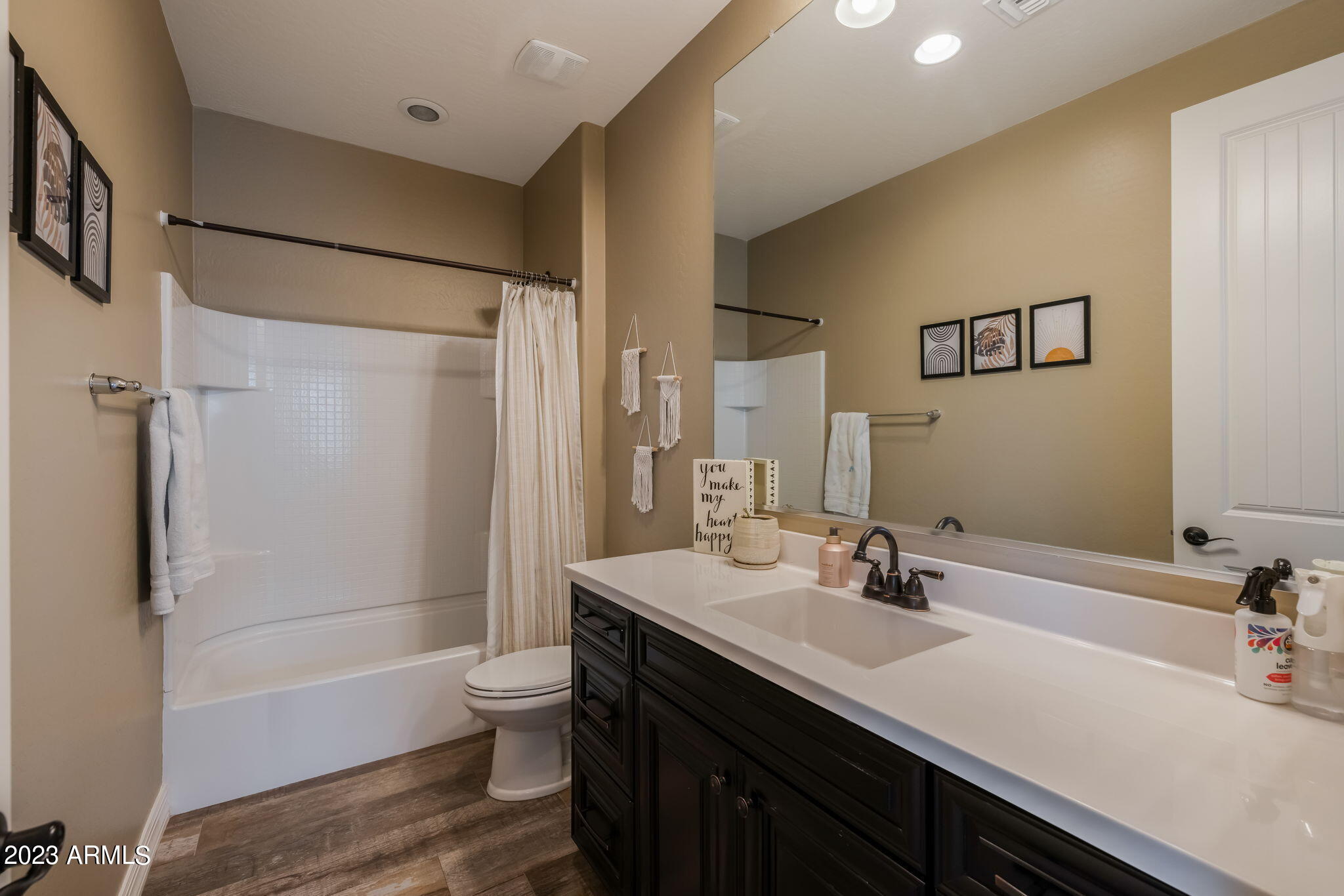 EASTMARK DU-7 SOUTH PARCEL 7-5 - Residential