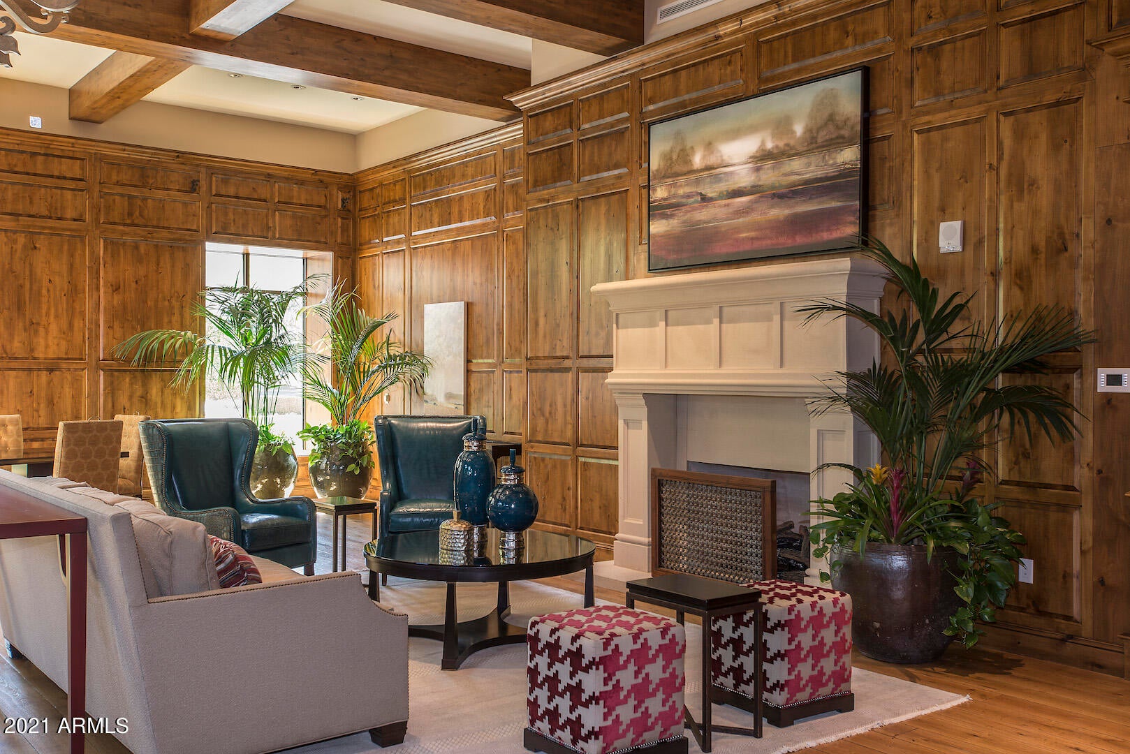 SCOTTSDALE WATERFRONT RESIDENCES - Residential