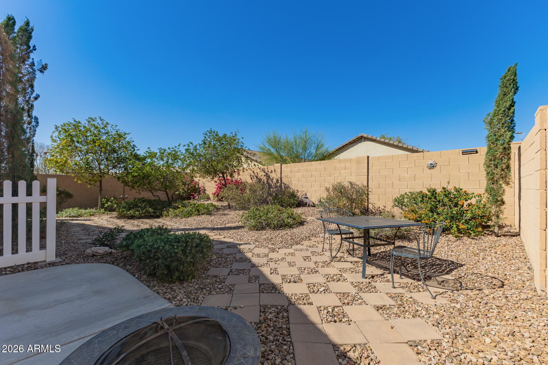 MAGMA RANCH II UNIT 2 - Residential