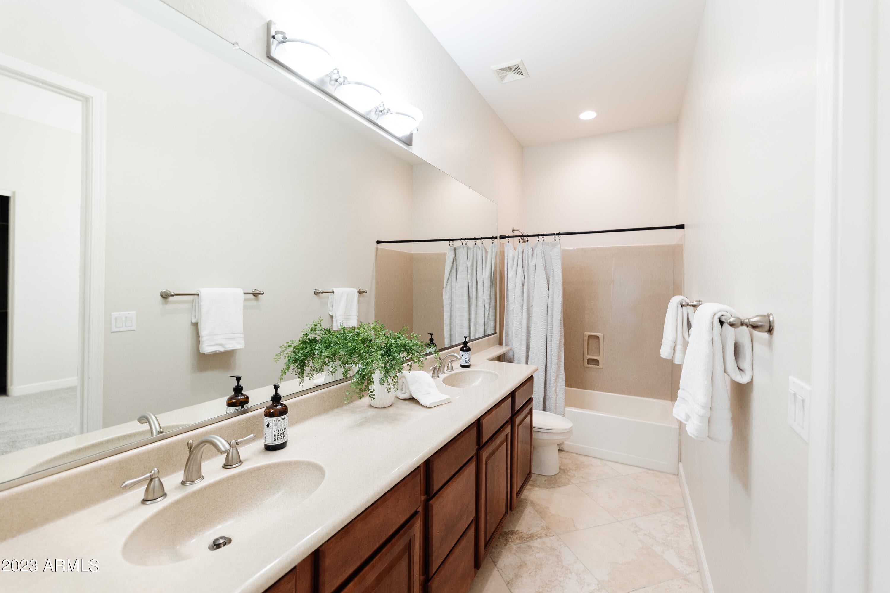 EMBARCADERO AT OCOTILLO - Residential