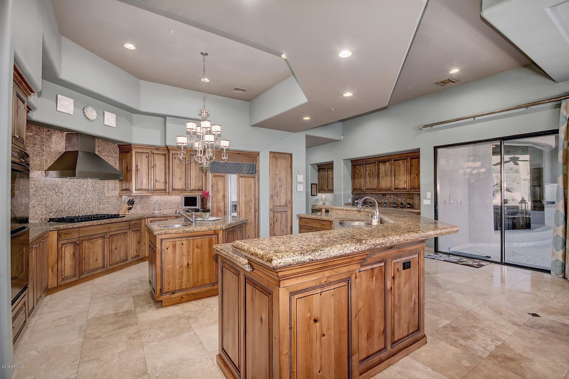 RANCHO TRINADAD - Residential