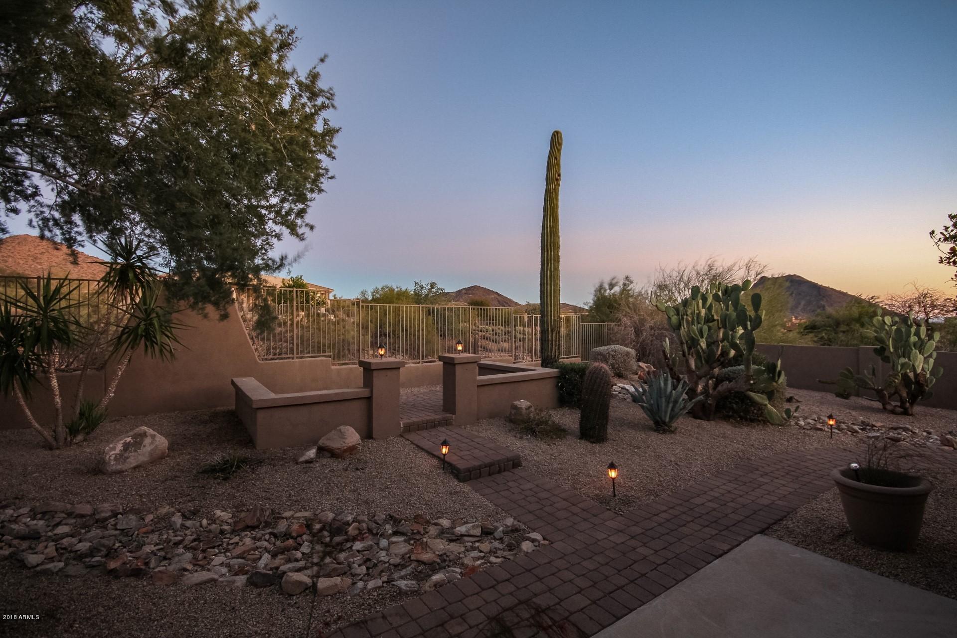 RANCHO TRINADAD - Residential