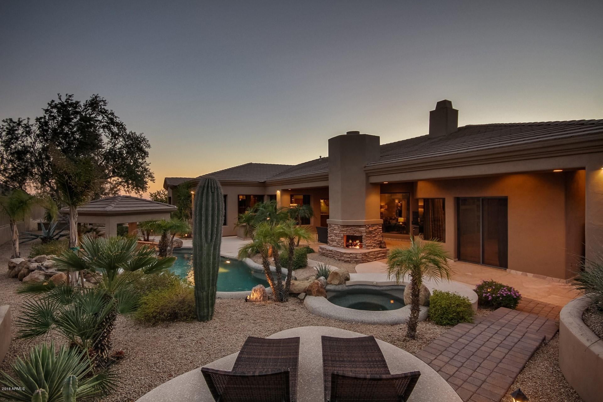 RANCHO TRINADAD - Residential