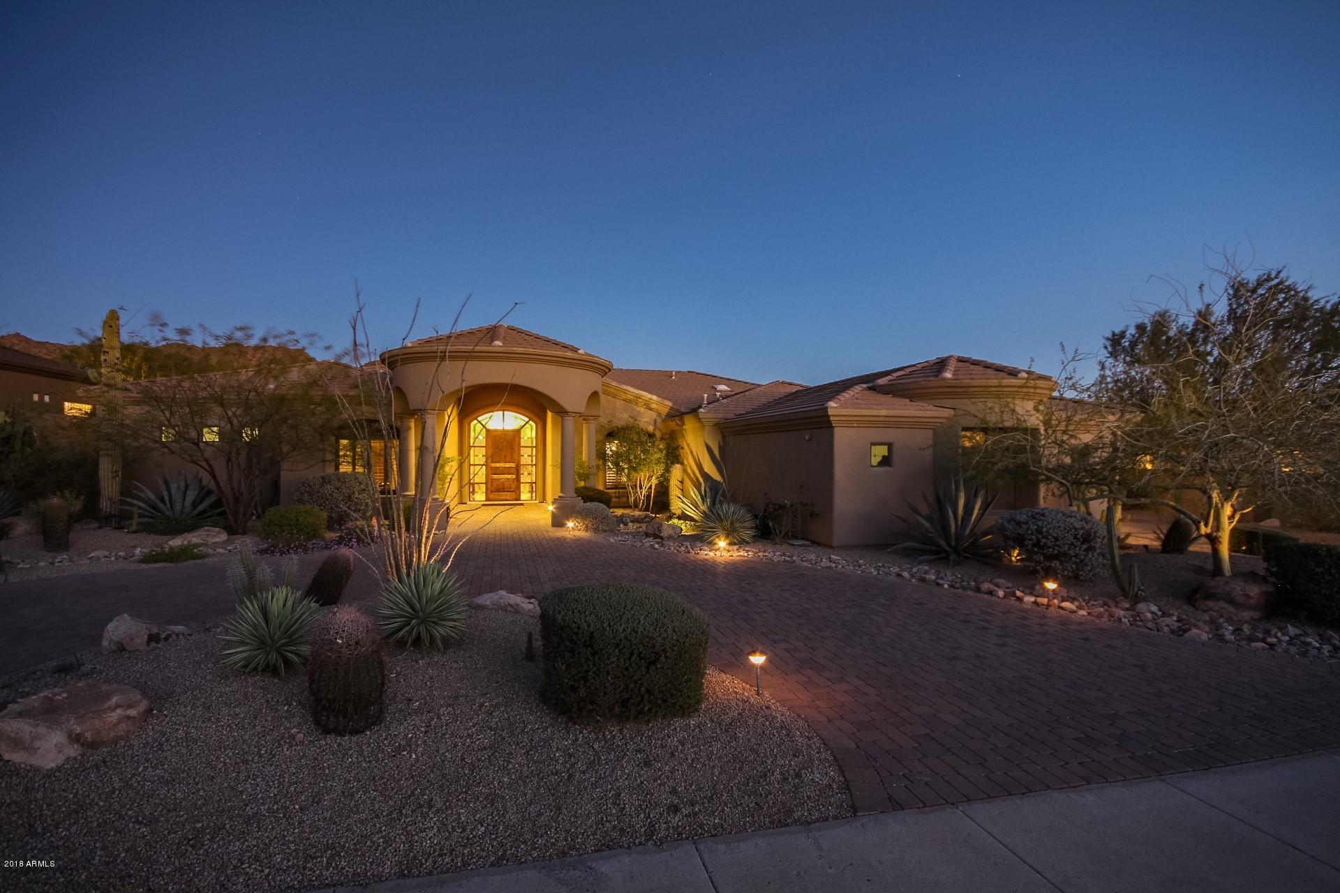 RANCHO TRINADAD - Residential