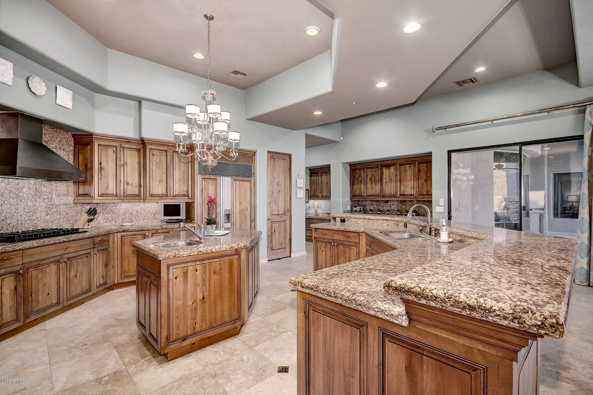 RANCHO TRINADAD - Residential