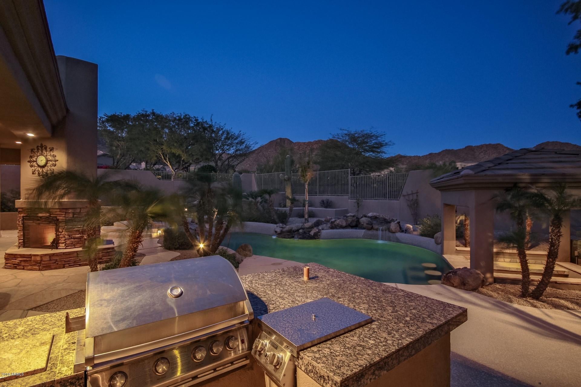 RANCHO TRINADAD - Residential