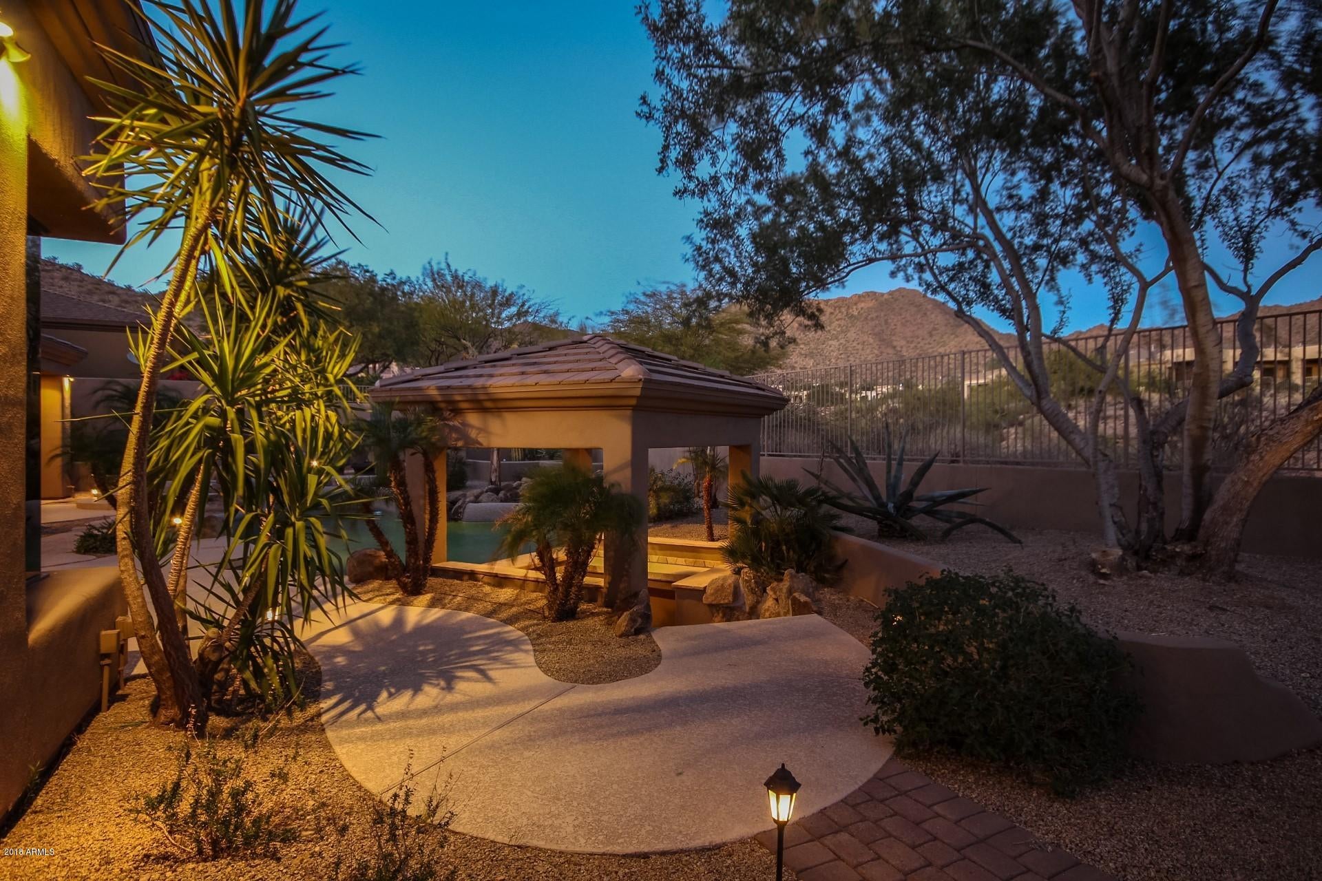 RANCHO TRINADAD - Residential