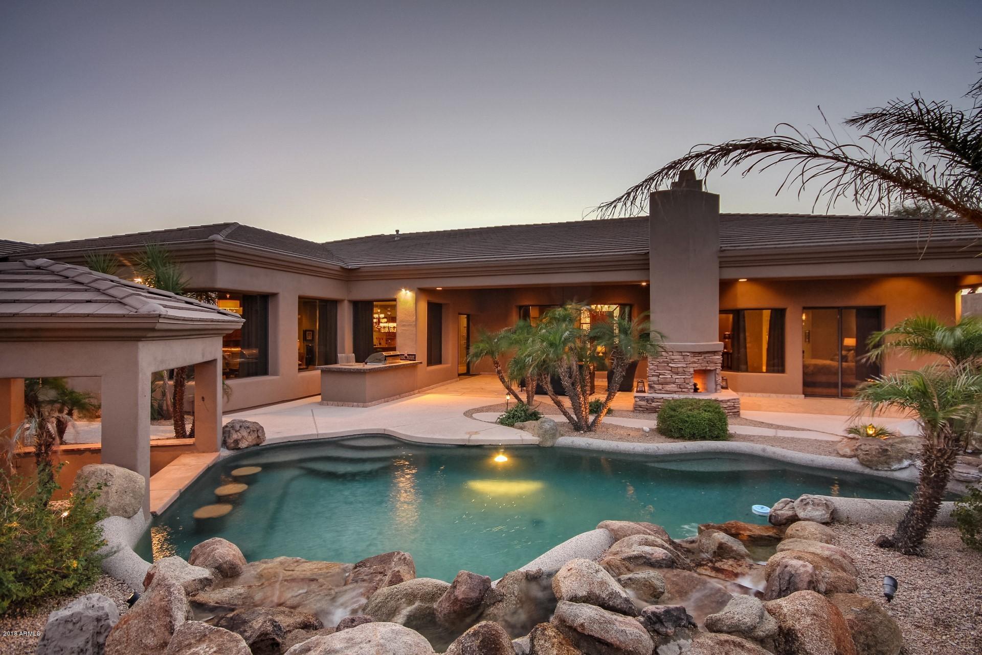 RANCHO TRINADAD - Residential