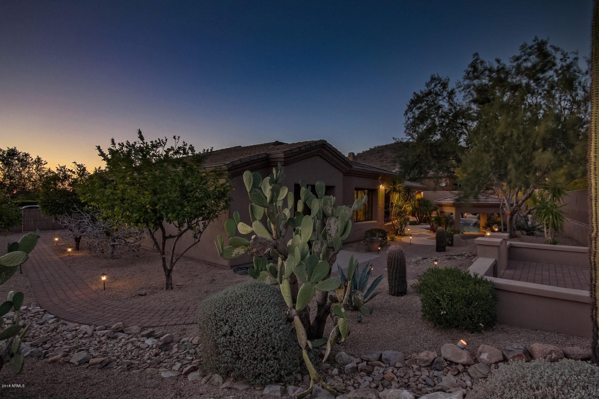 RANCHO TRINADAD - Residential