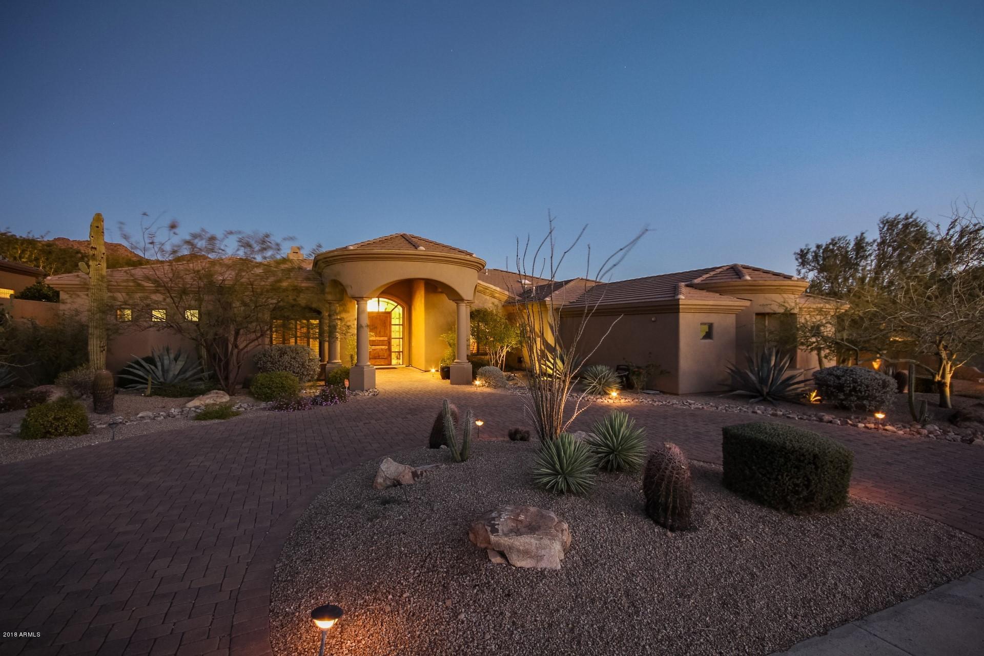 RANCHO TRINADAD - Residential