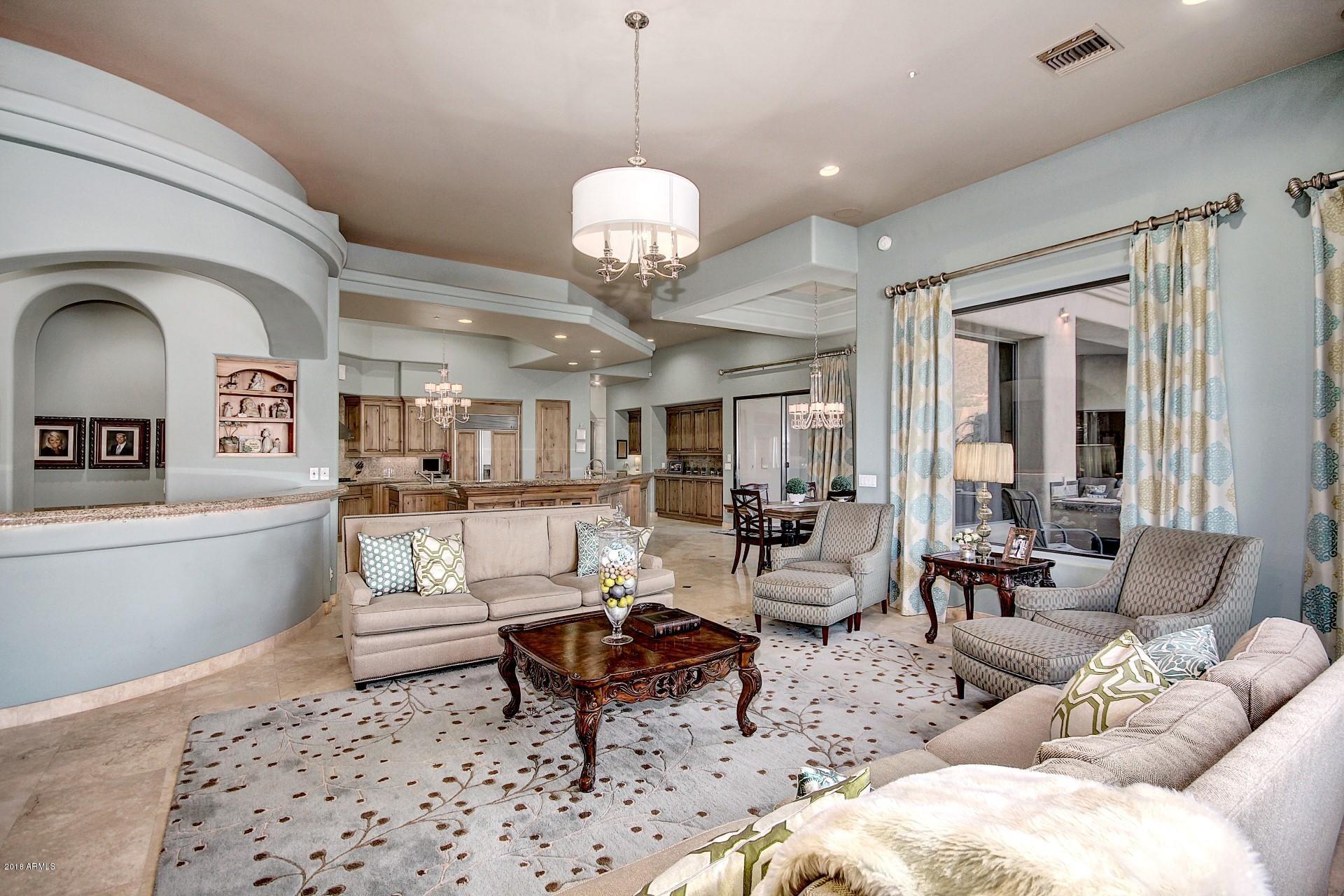 RANCHO TRINADAD - Residential