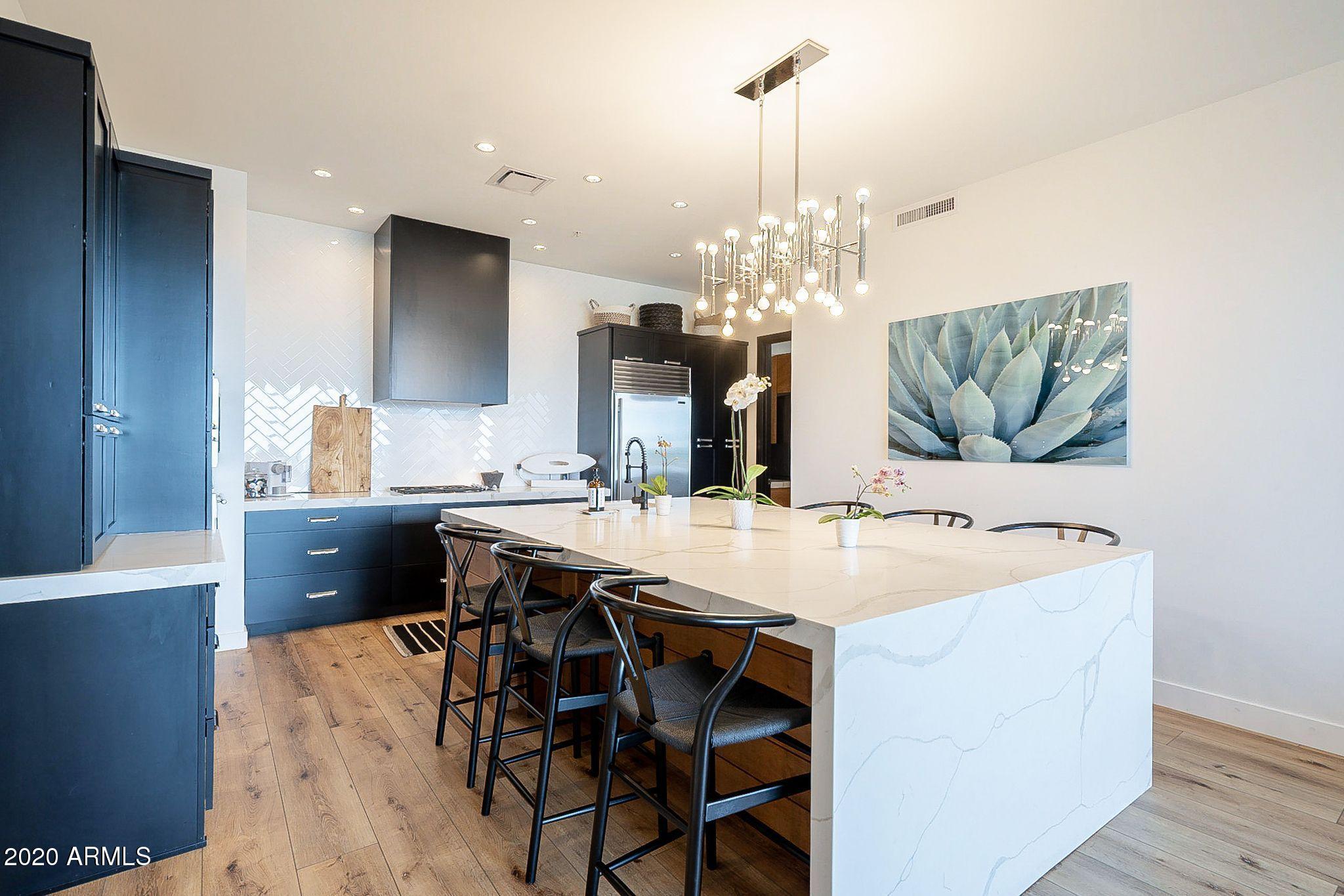 PLAZA LOFTS - Residential