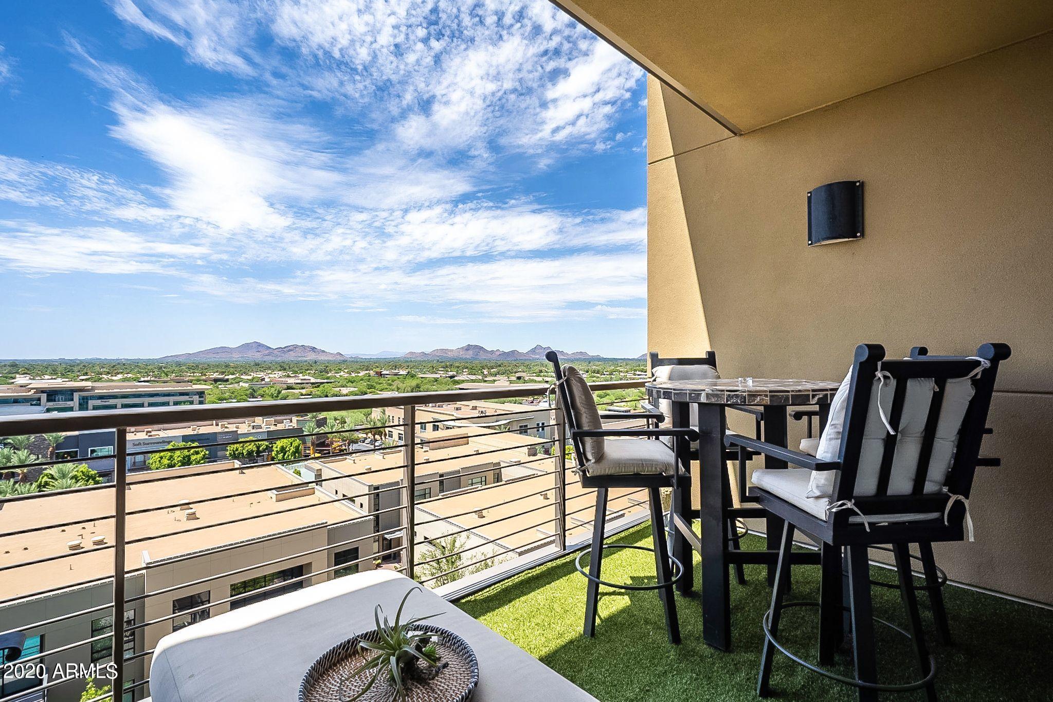 PLAZA LOFTS - Residential