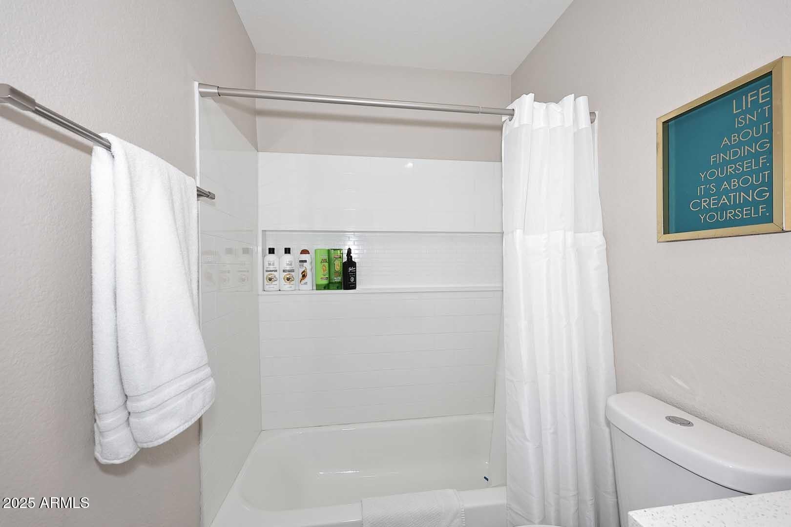 HOLIDAY ESTATES UNIT 2 - Residential
