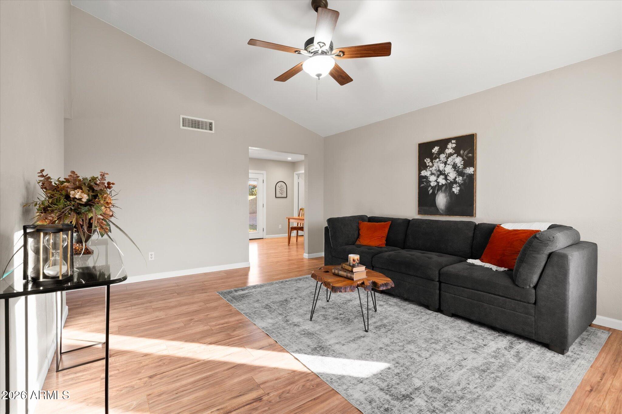 Silvergate 3, Unit 2 - Residential