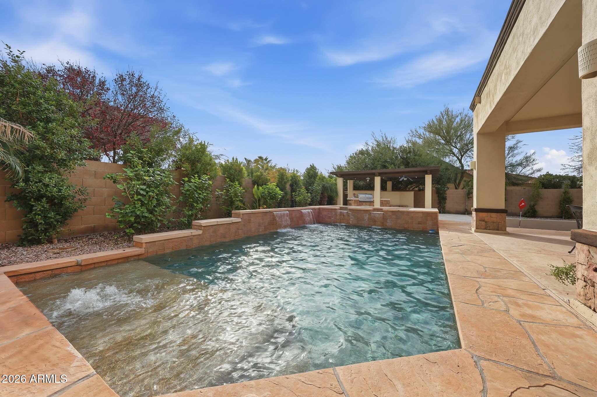 FIELDSTONE ESTATES - Residential