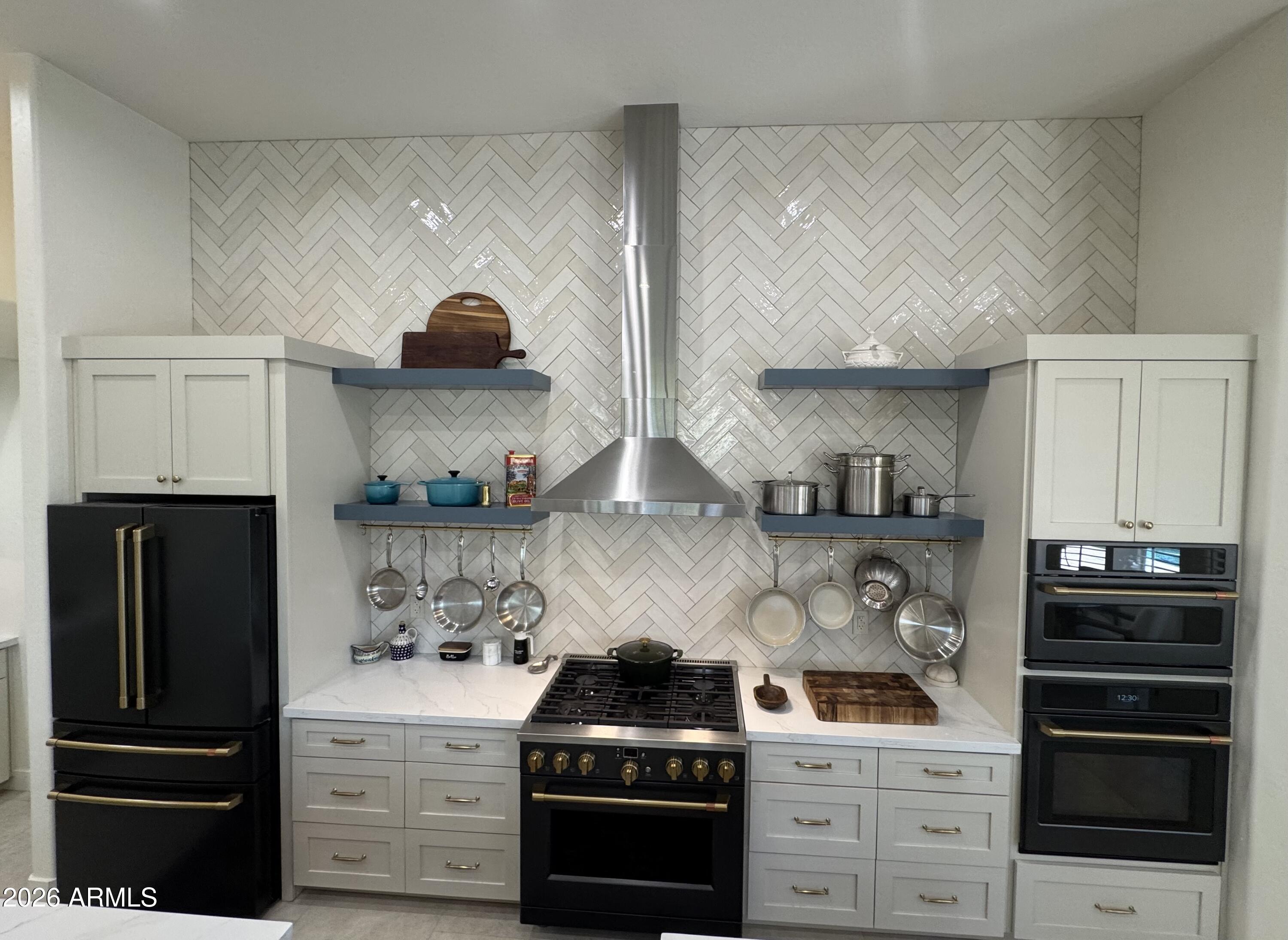 FIELDSTONE ESTATES - Residential