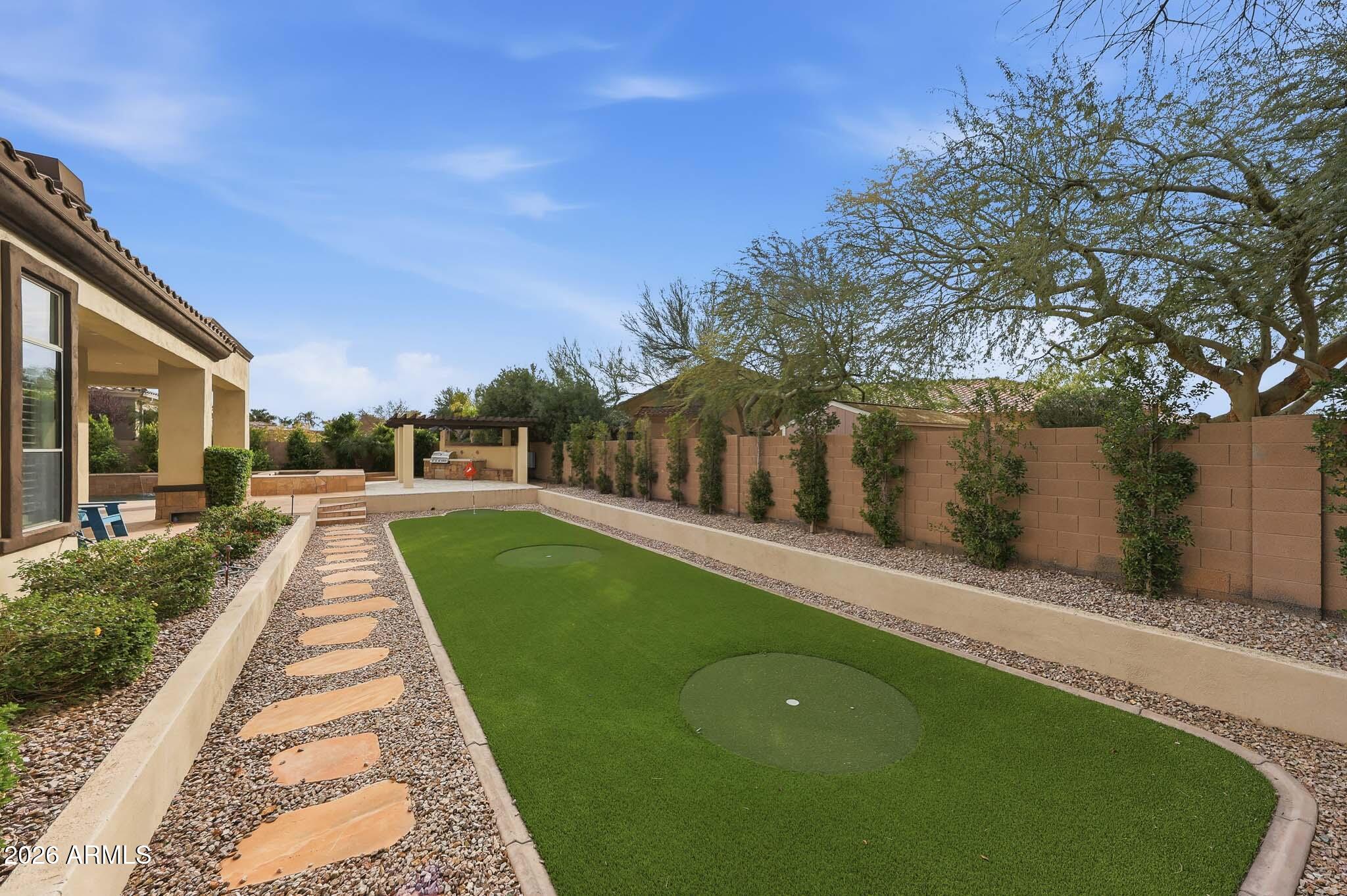 FIELDSTONE ESTATES - Residential