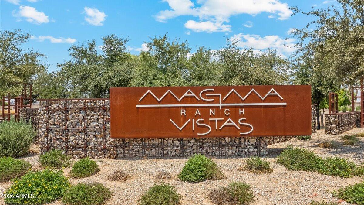 MAGMA RANCH II UNIT 1 - Residential
