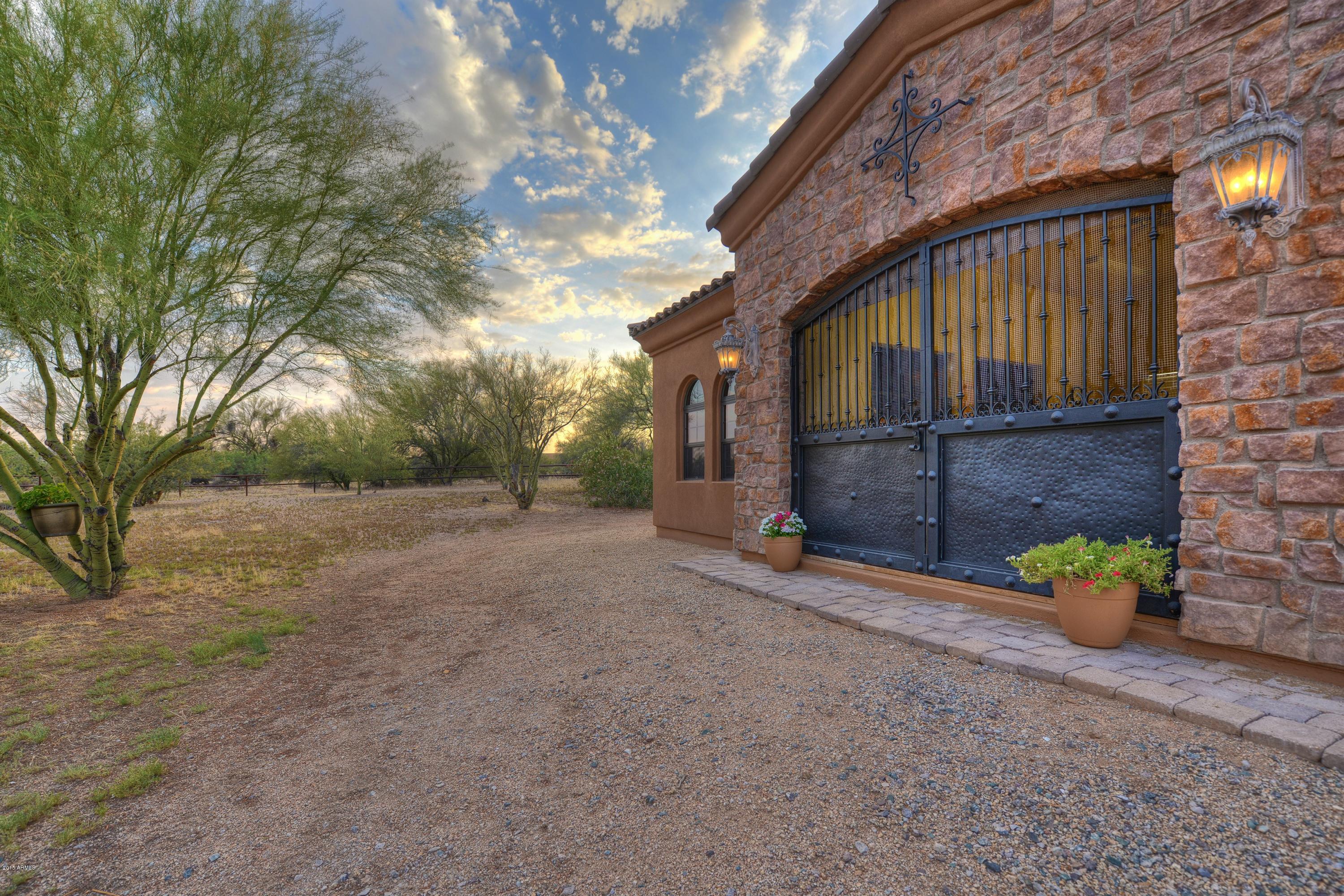 GRANITE MOUNTAIN RANCH UNIT 2 REPLAT - Residential