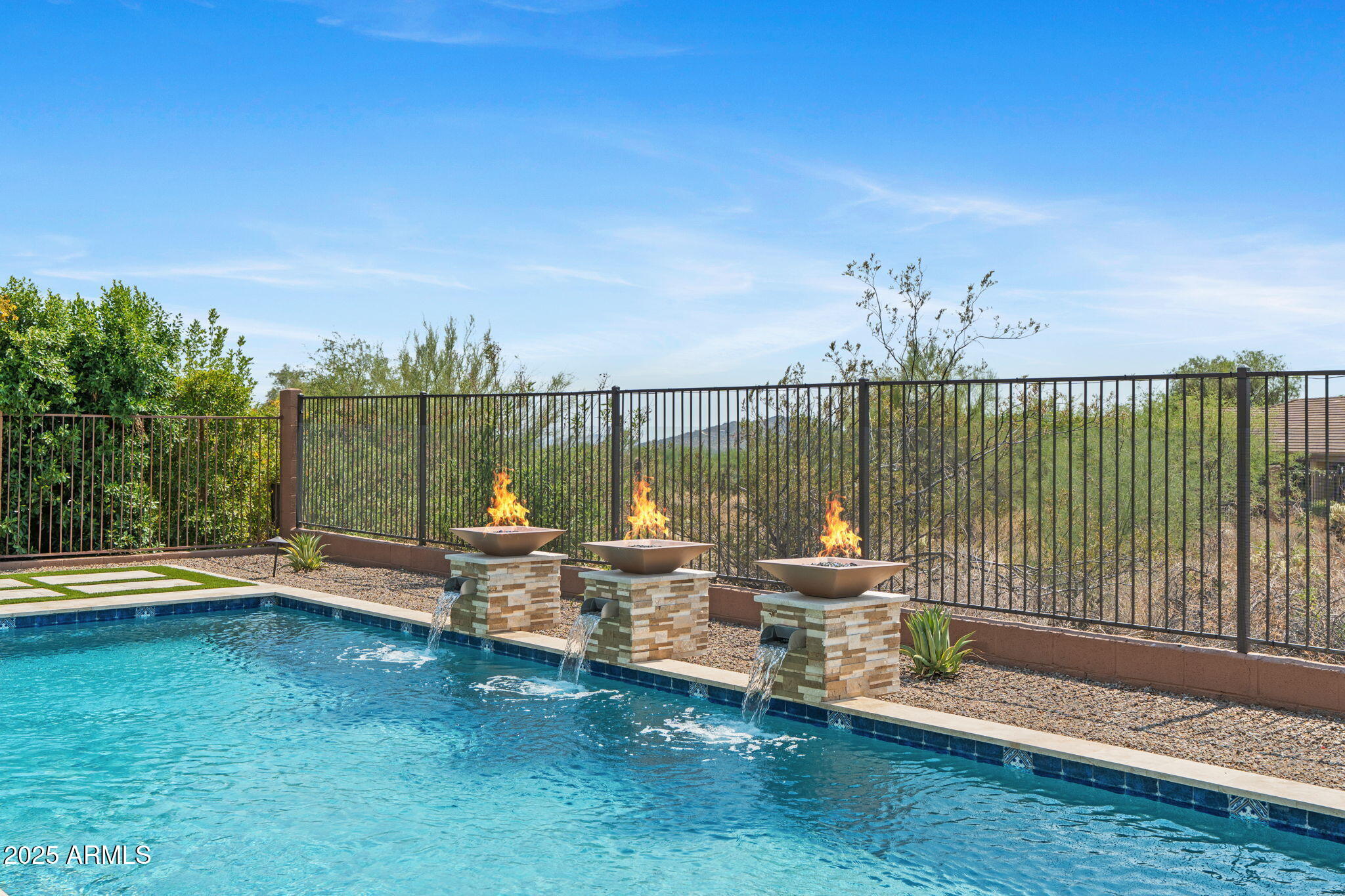 ANTHEM COUNTRY CLUB - Residential