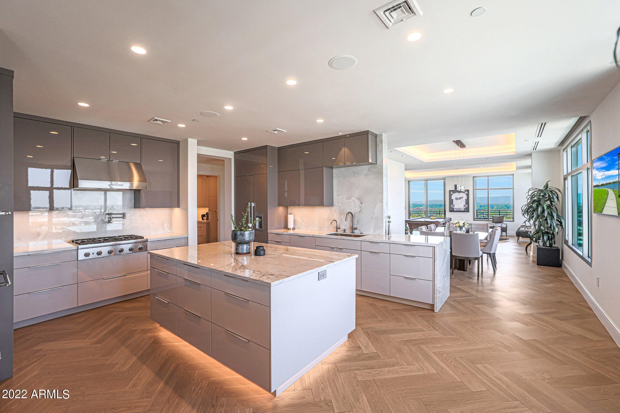 RESIDENCES AT 2211 CAMELBACK CONDOMINIUM - Residential