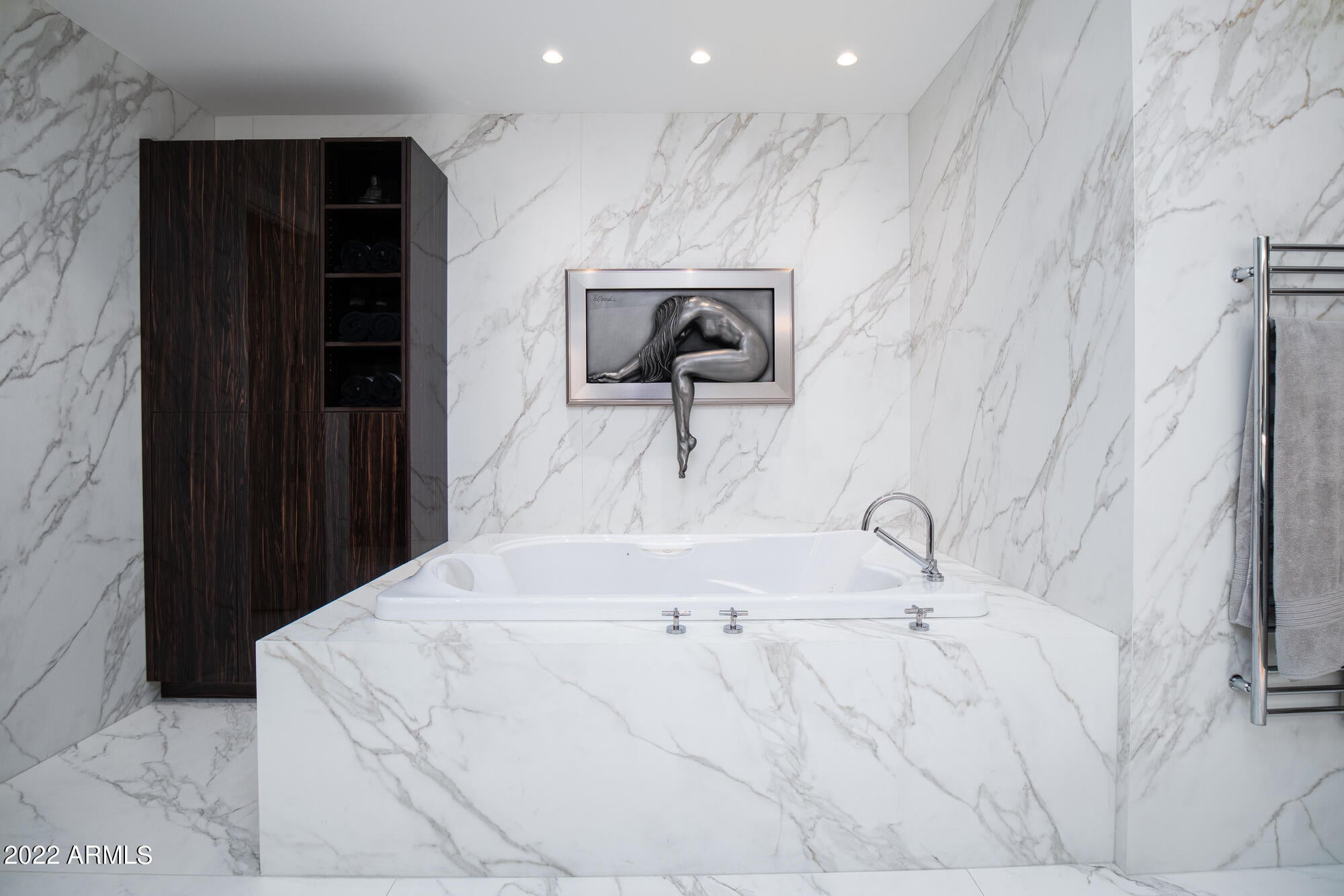 RESIDENCES AT 2211 CAMELBACK CONDOMINIUM - Residential