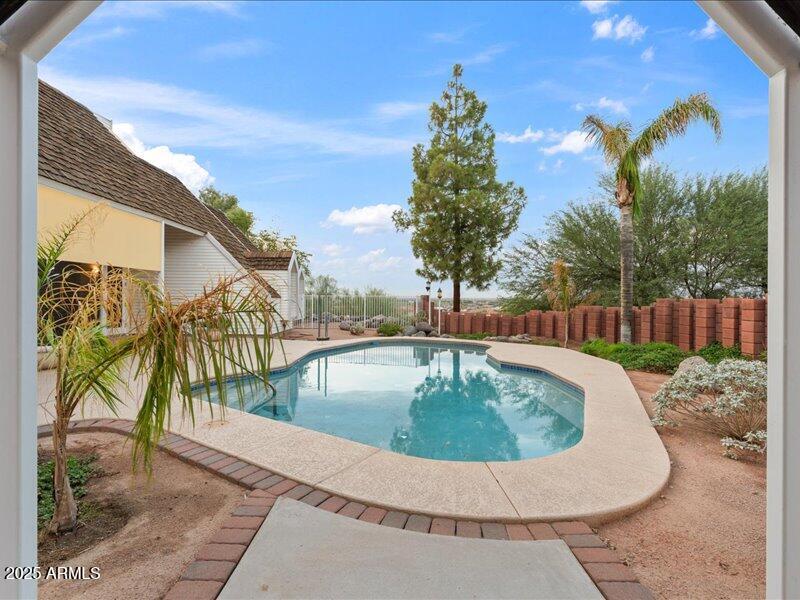 NORTH RIDGE HILLS UNIT 3 - Residential