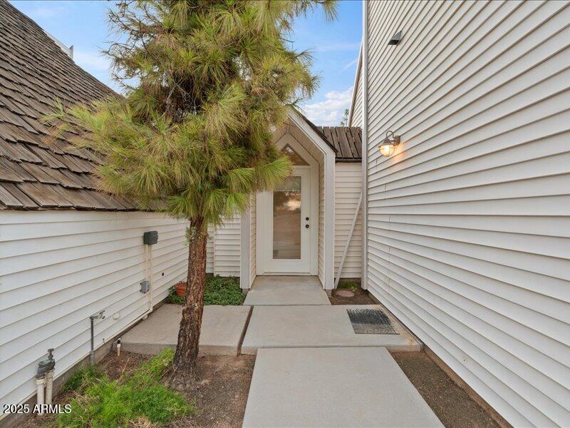 NORTH RIDGE HILLS UNIT 3 - Residential