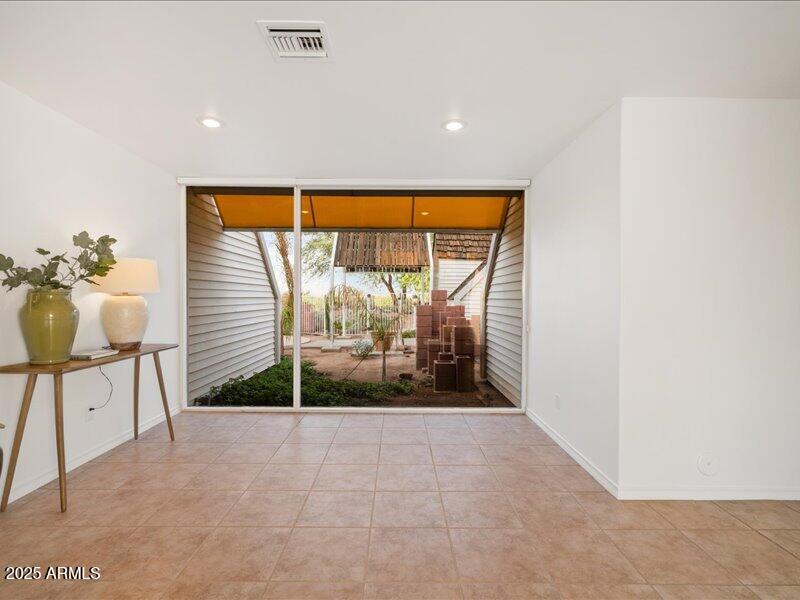 NORTH RIDGE HILLS UNIT 3 - Residential