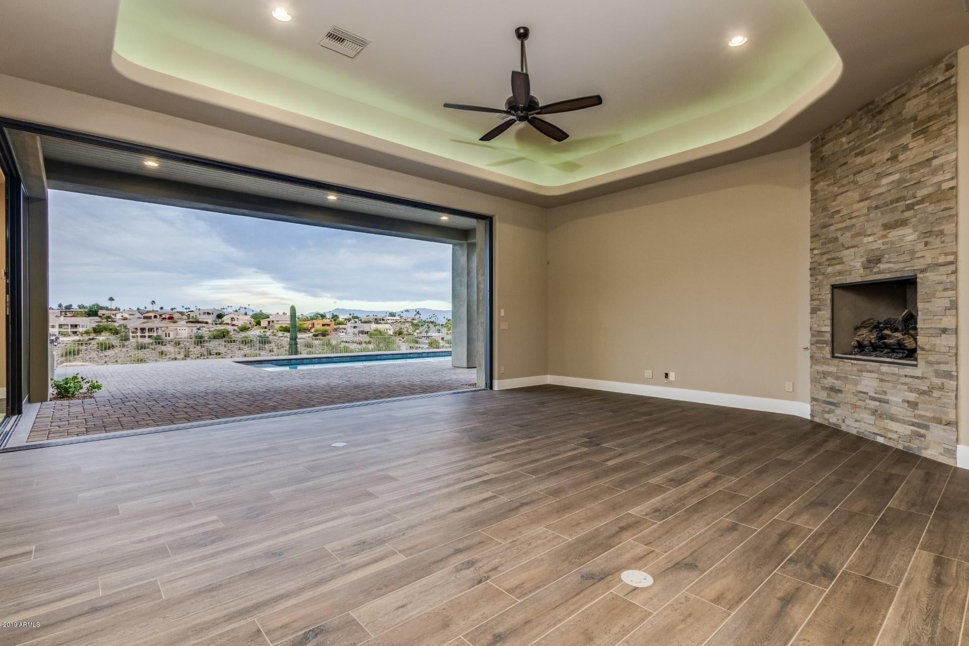 PALATIAL ESTATES LOT 18A-2 REPLAT - Residential
