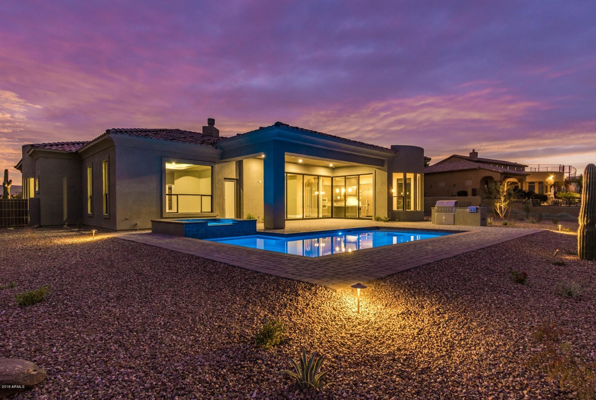 PALATIAL ESTATES LOT 18A-2 REPLAT - Residential