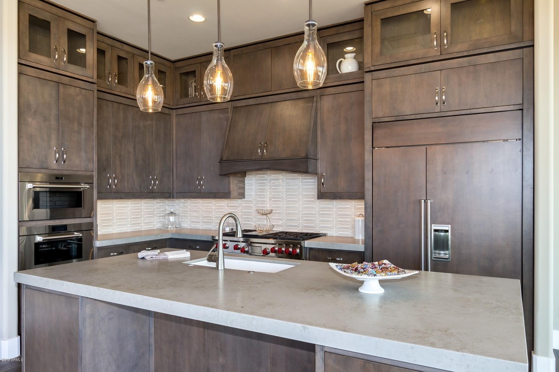PALATIAL ESTATES LOT 18A-2 REPLAT - Residential