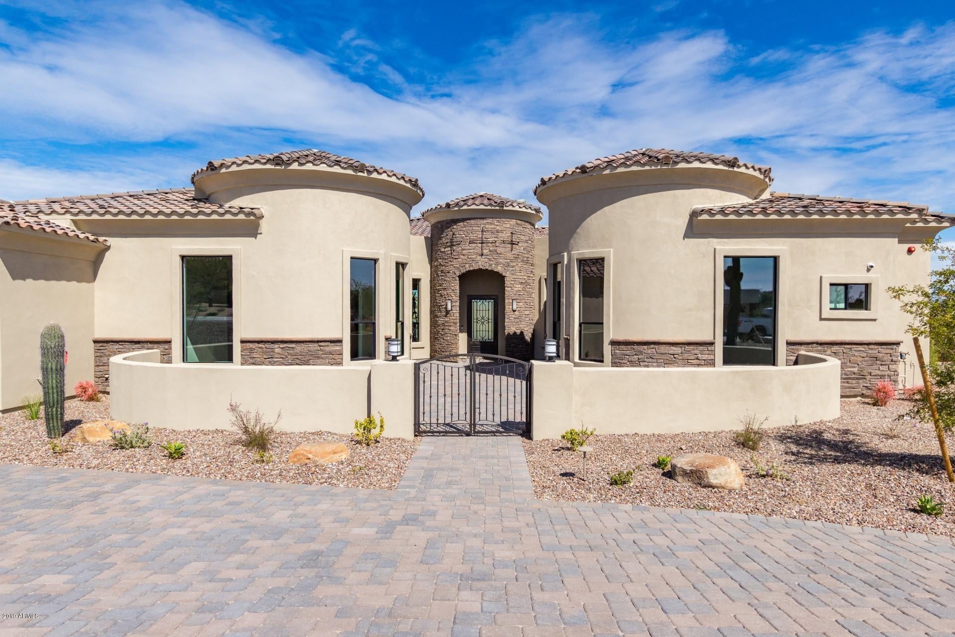 PALATIAL ESTATES LOT 18A-2 REPLAT - Residential