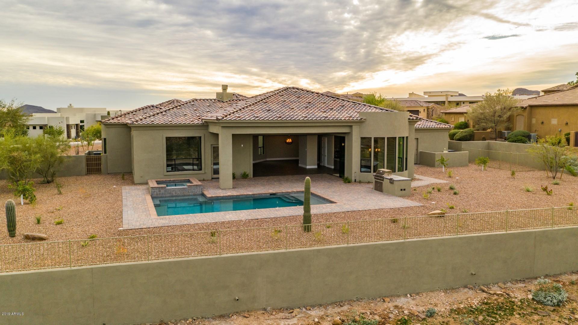 PALATIAL ESTATES LOT 18A-2 REPLAT - Residential