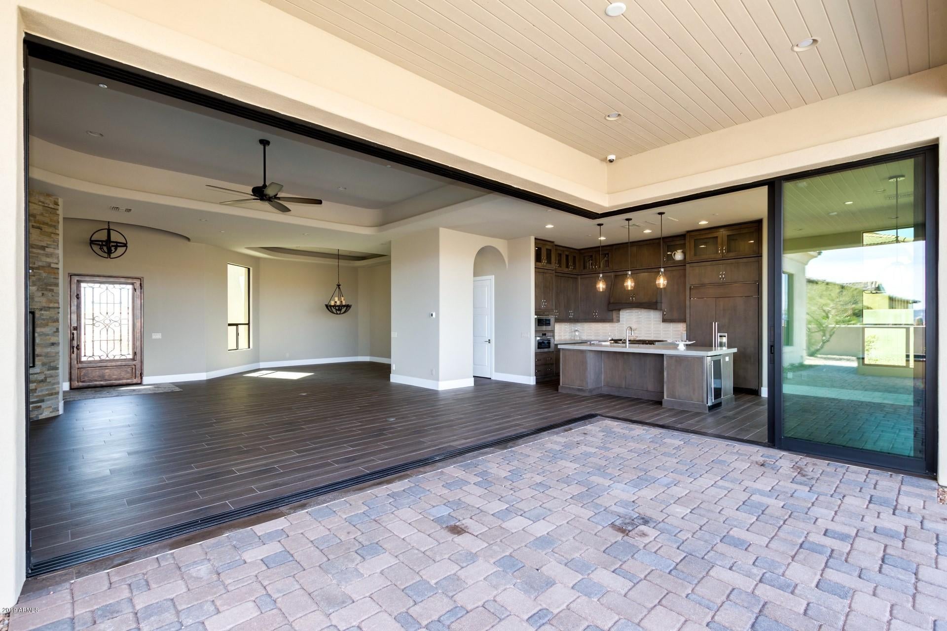 PALATIAL ESTATES LOT 18A-2 REPLAT - Residential