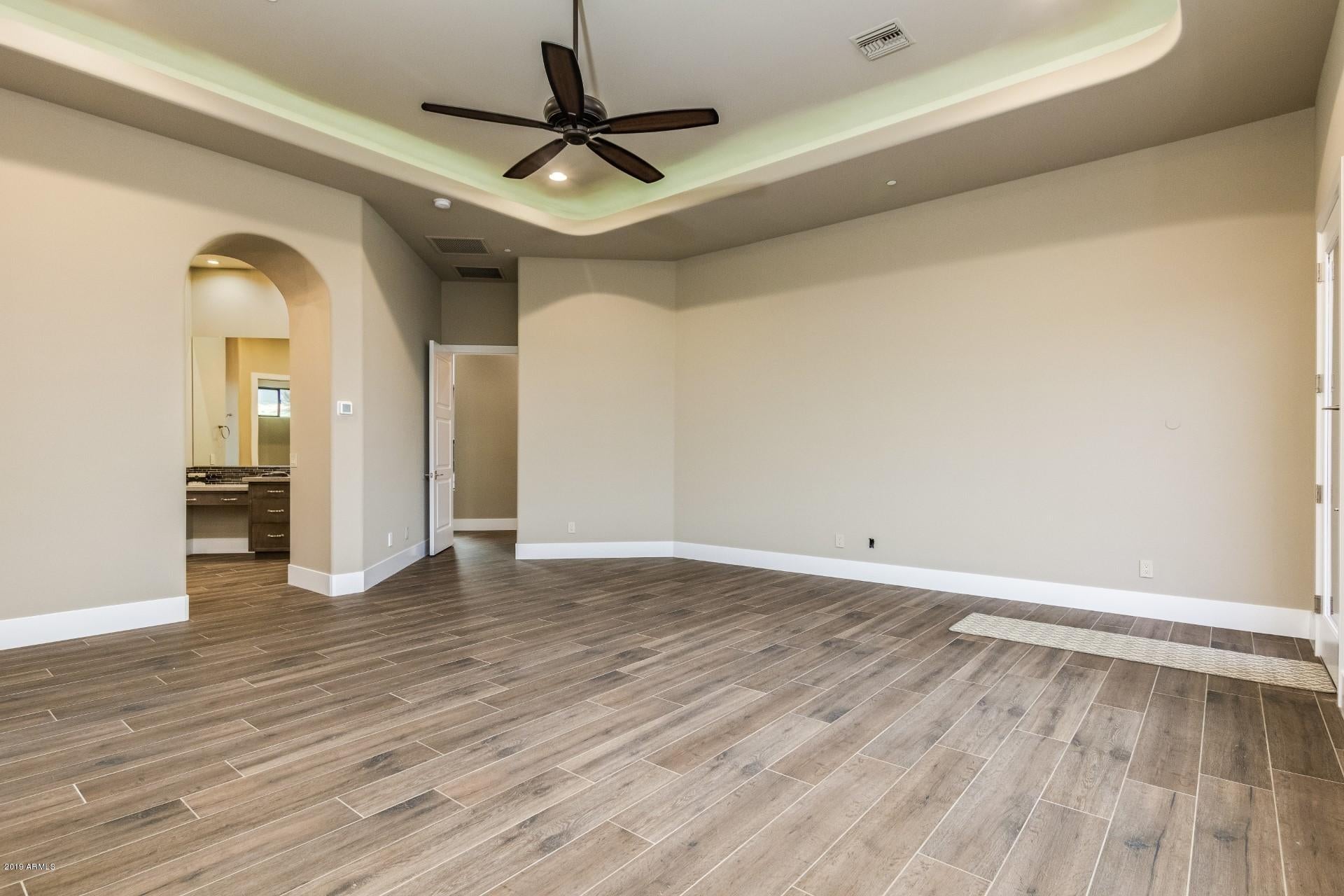 PALATIAL ESTATES LOT 18A-2 REPLAT - Residential