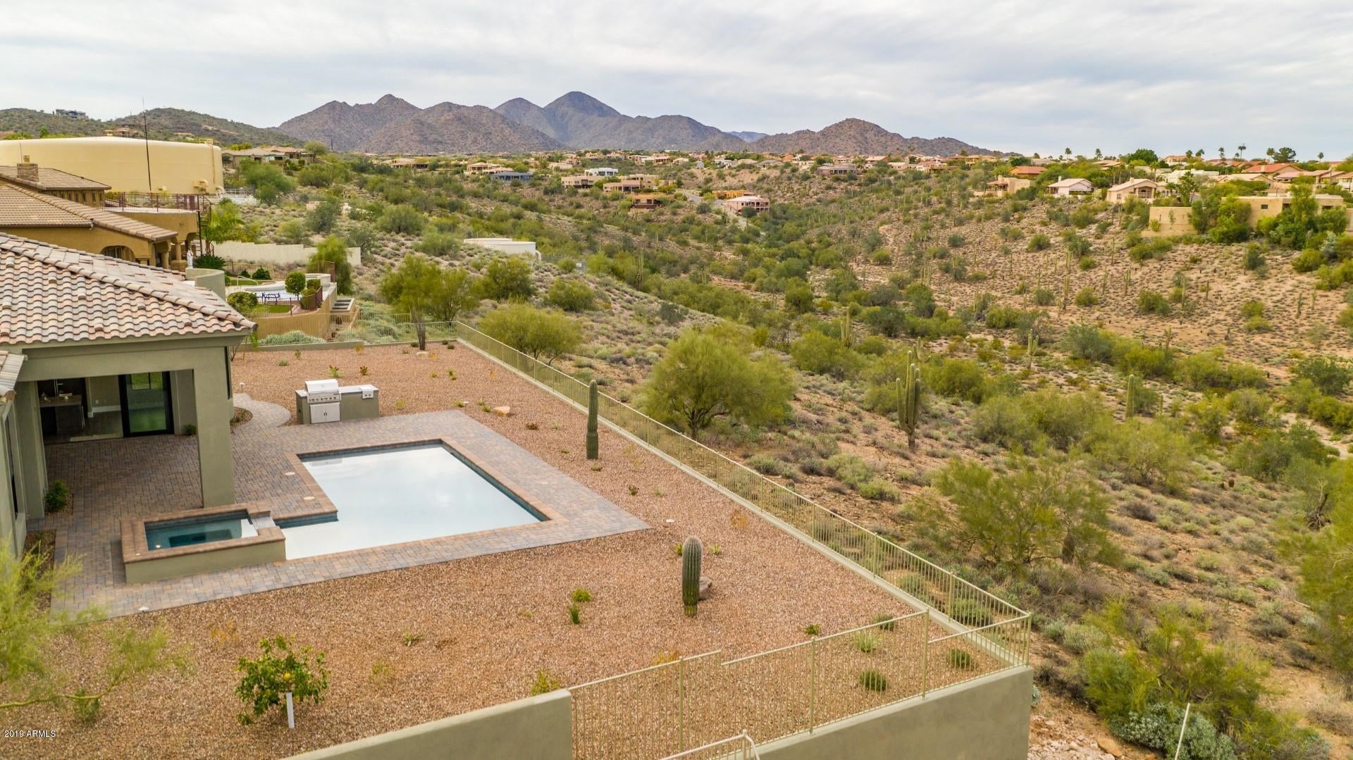 PALATIAL ESTATES LOT 18A-2 REPLAT - Residential