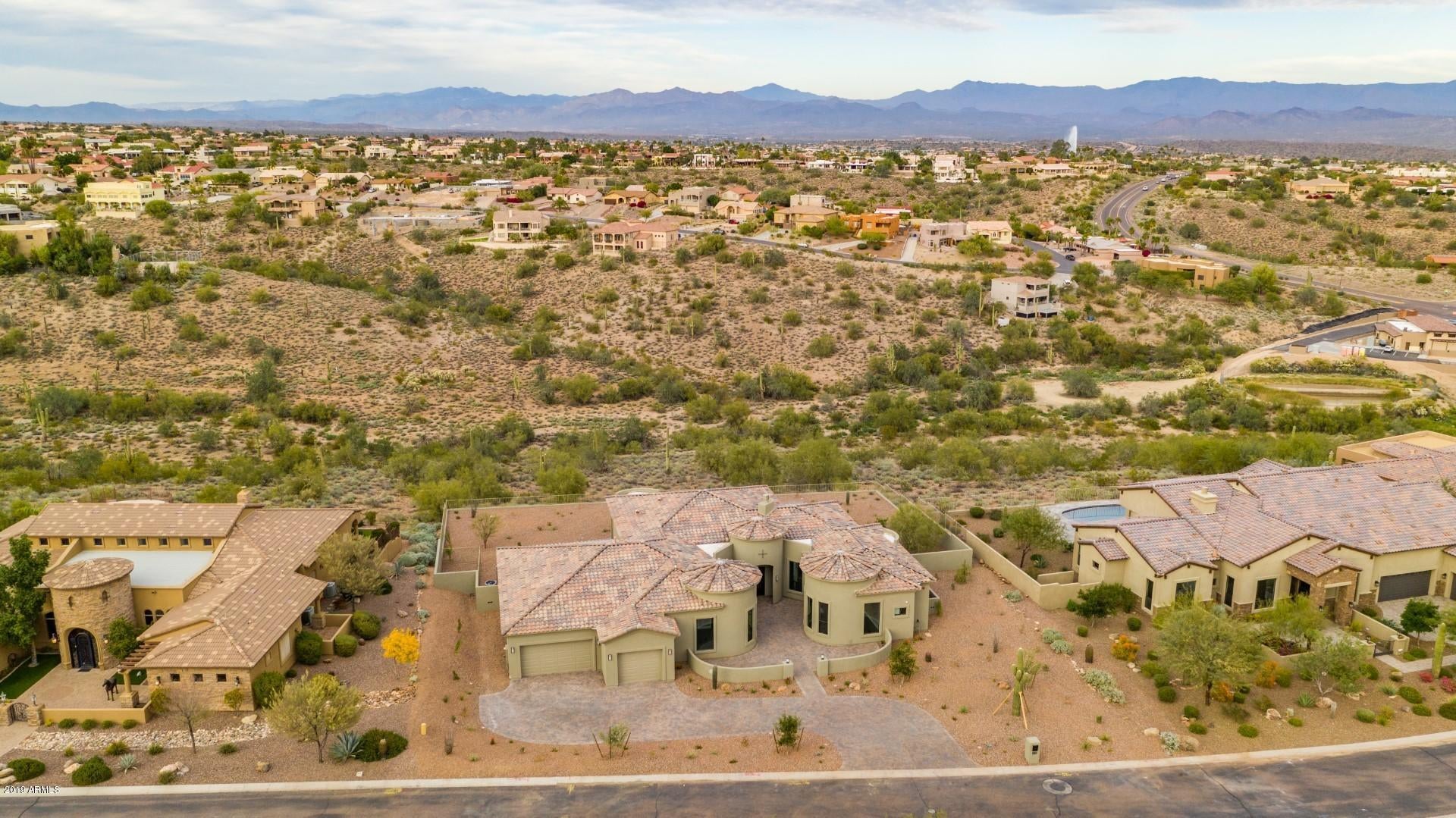 PALATIAL ESTATES LOT 18A-2 REPLAT - Residential
