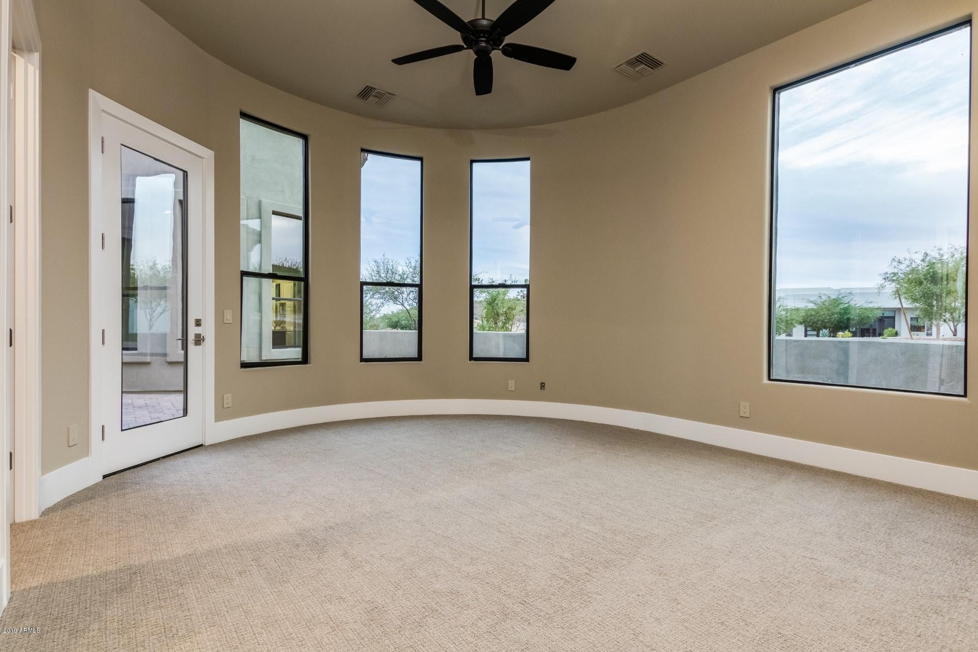 PALATIAL ESTATES LOT 18A-2 REPLAT - Residential