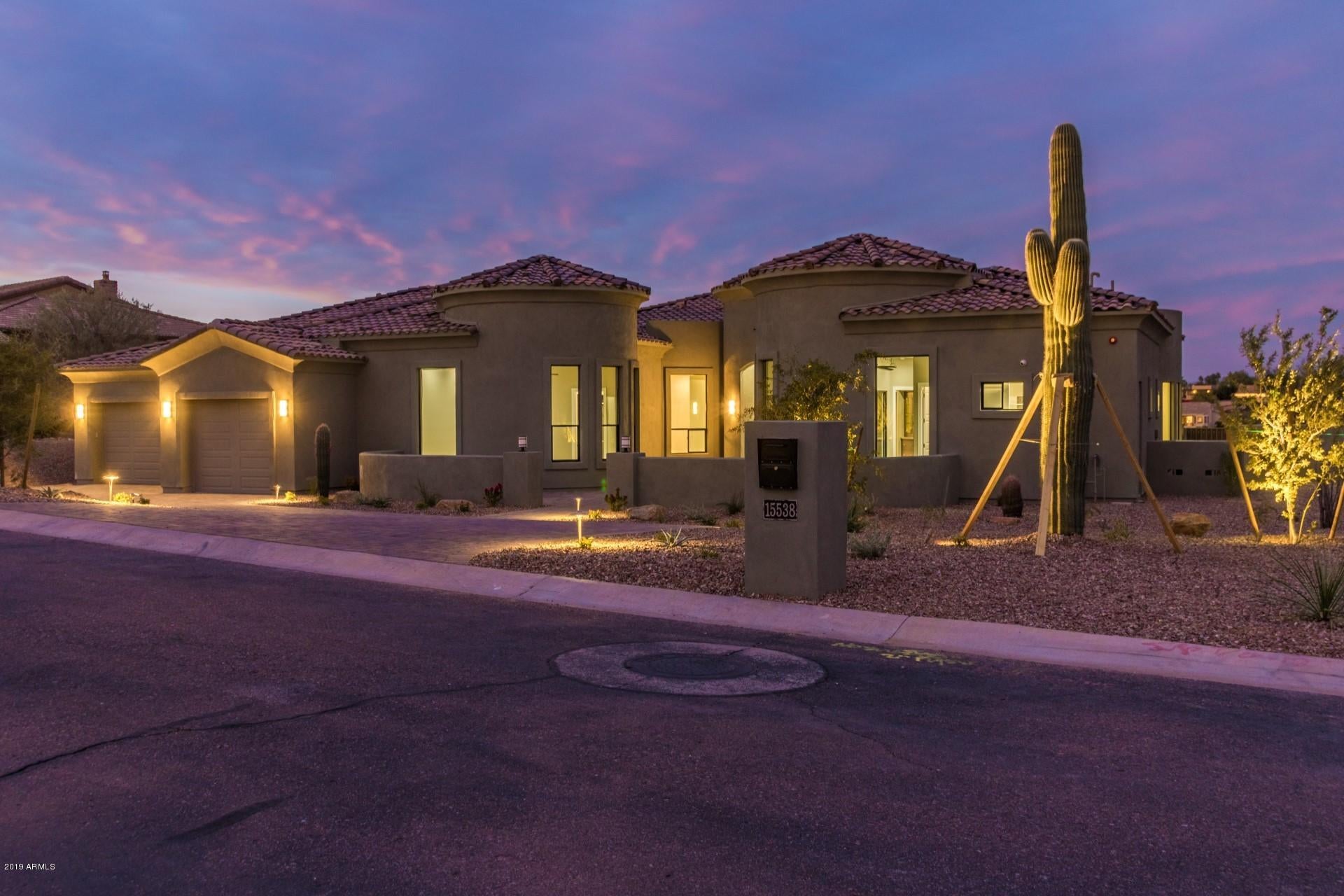 PALATIAL ESTATES LOT 18A-2 REPLAT - Residential